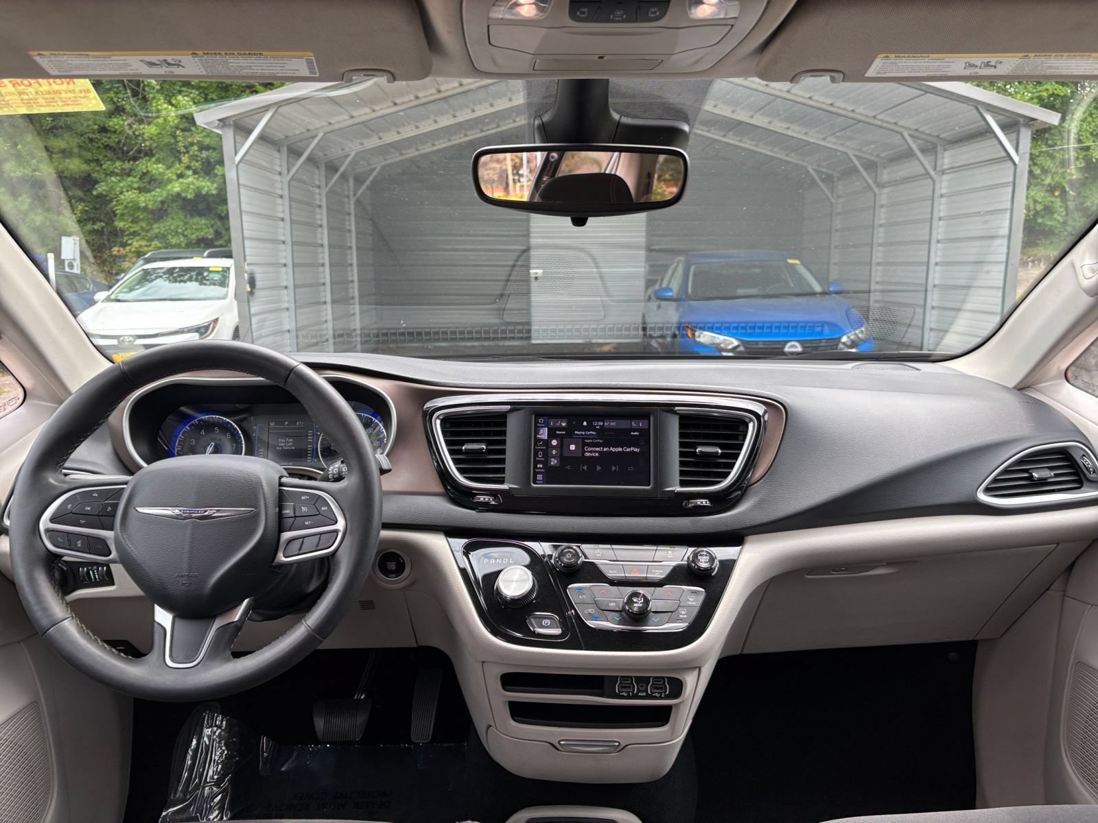 Thumbnail: 2024 Chrysler Voyager - 30