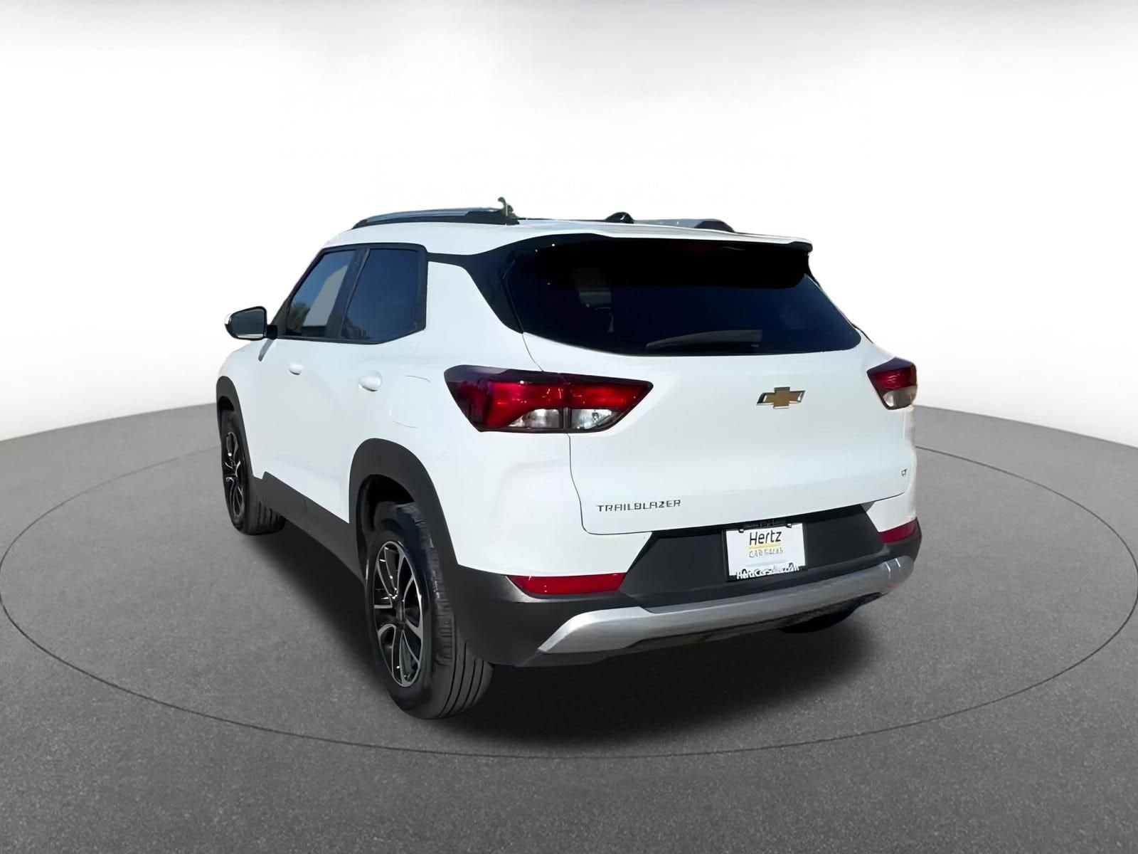 Thumbnail: 2025 Chevrolet TrailBlazer - 8