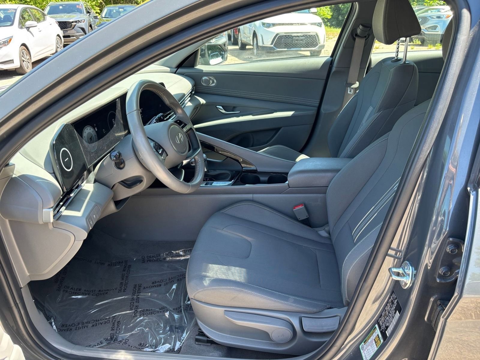 Thumbnail: 2025 Hyundai Elantra - 25