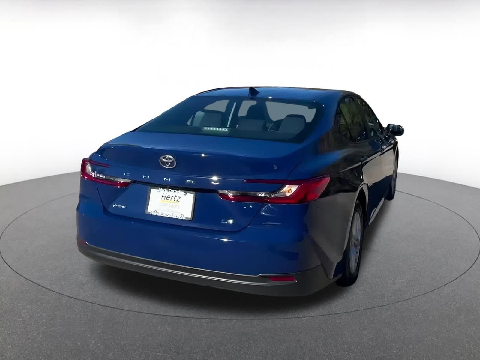 Thumbnail: 2025 Toyota Camry - 14