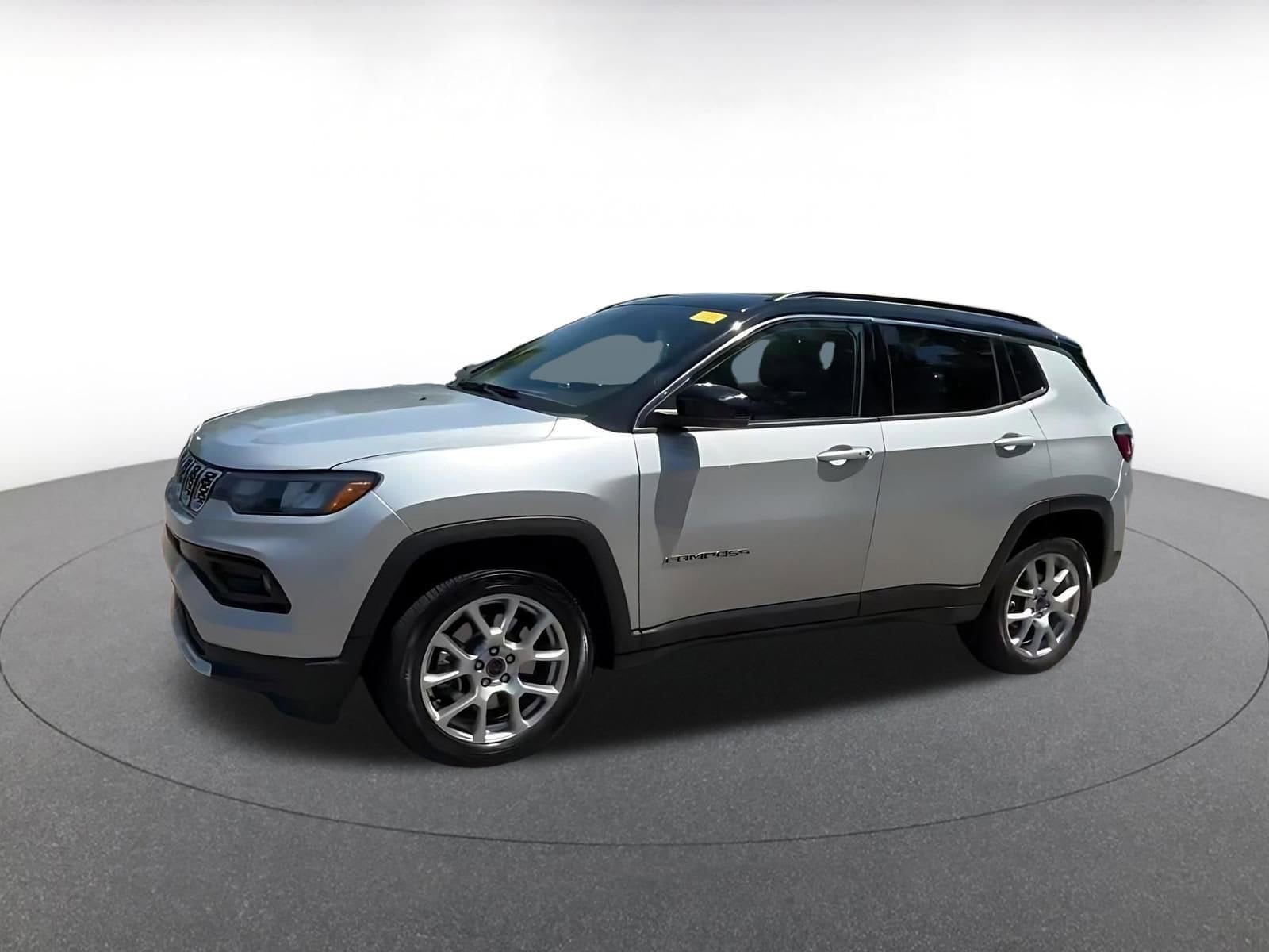 Thumbnail: 2025 Jeep Compass - 8
