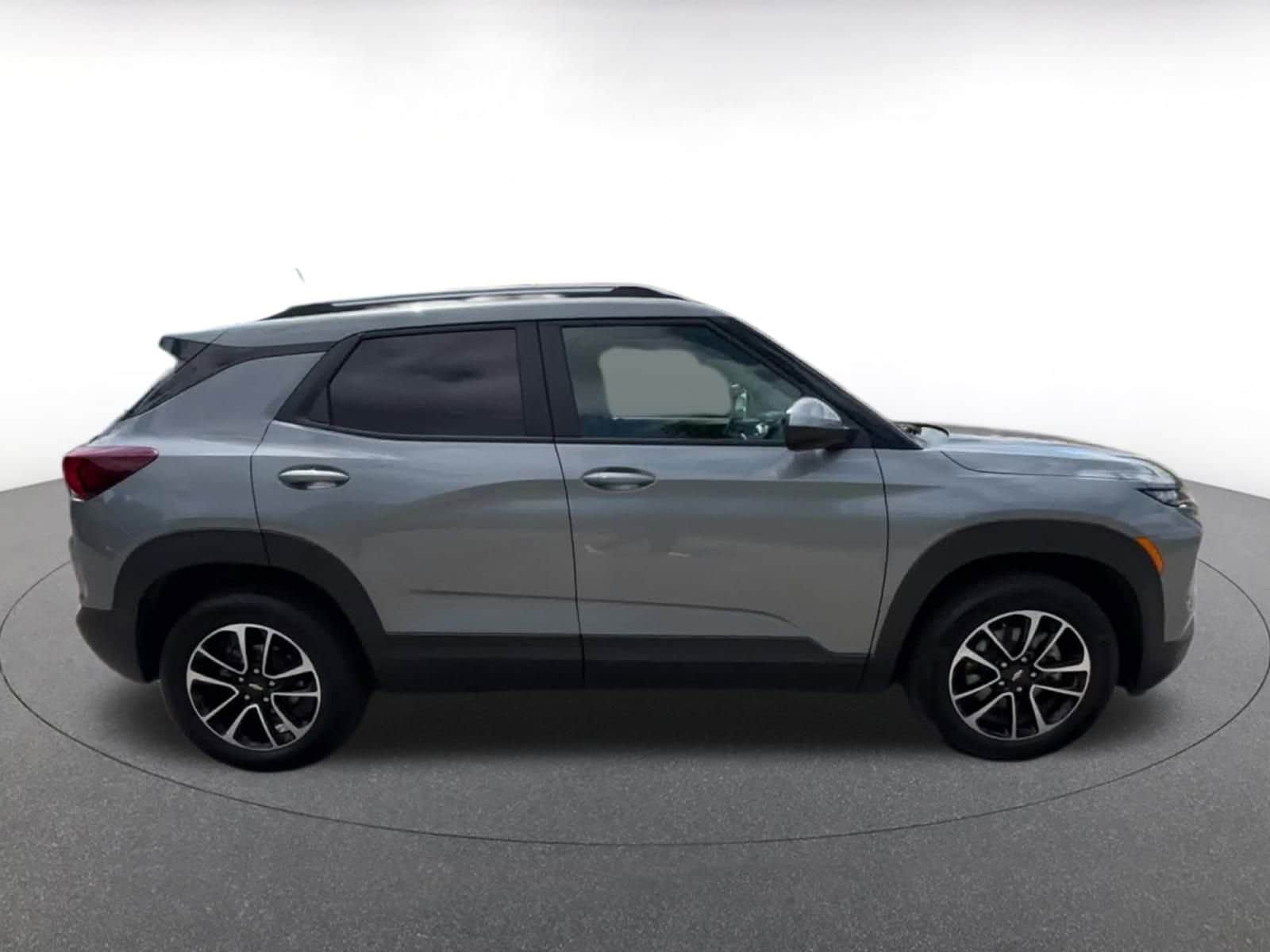 Thumbnail: 2024 Chevrolet TrailBlazer - 16