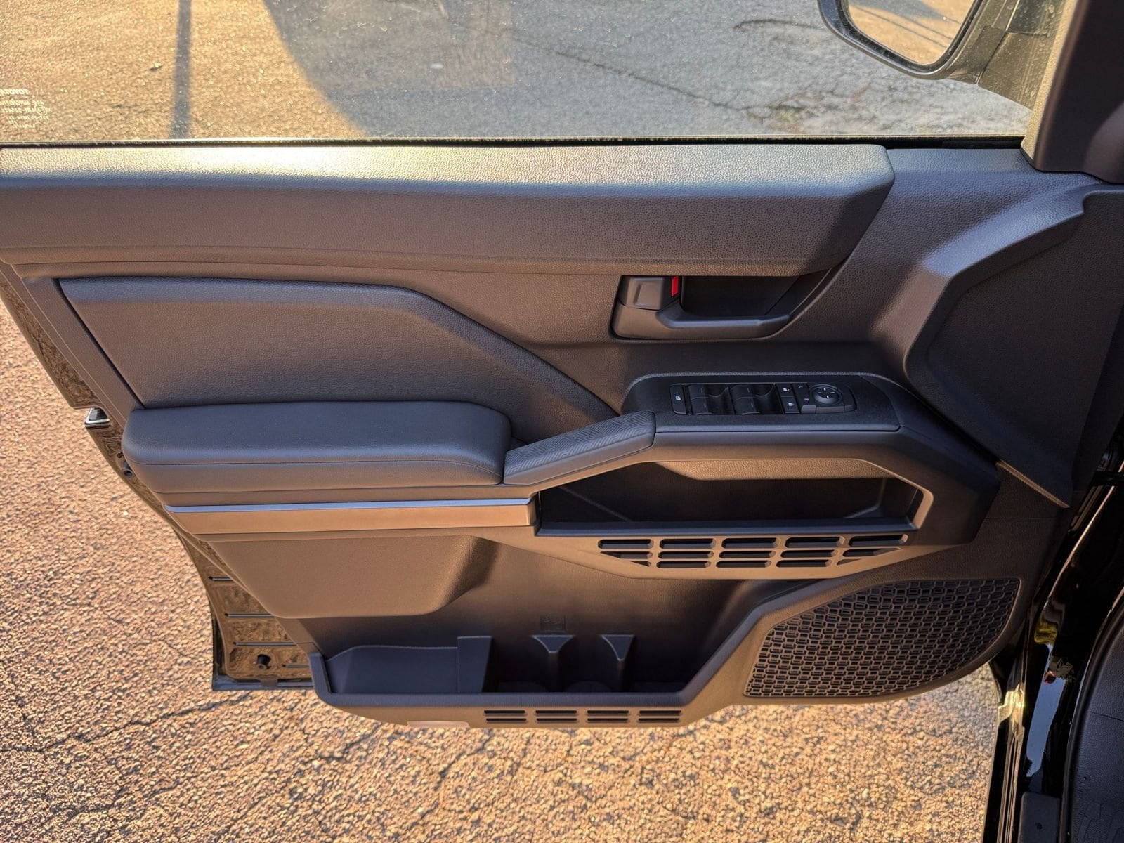 Thumbnail: 2025 Toyota 4Runner - 18