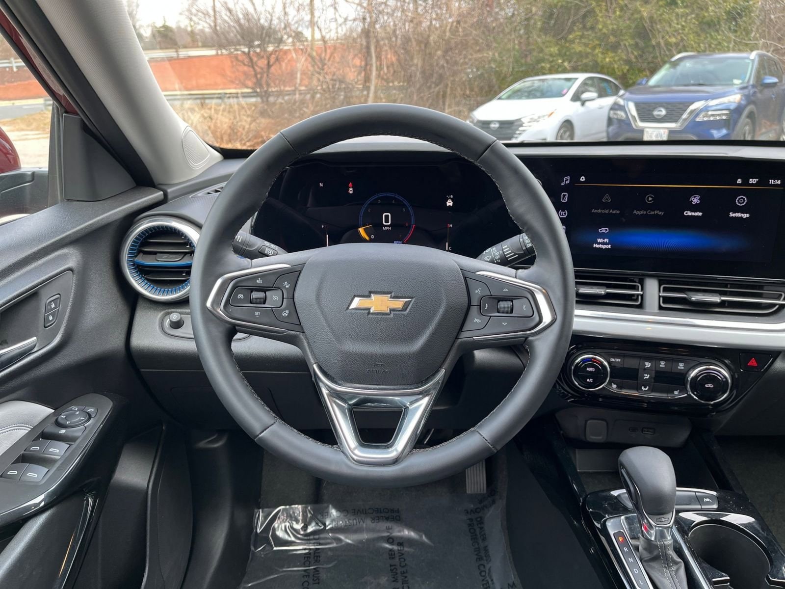 Thumbnail: 2025 Chevrolet Trax - 32