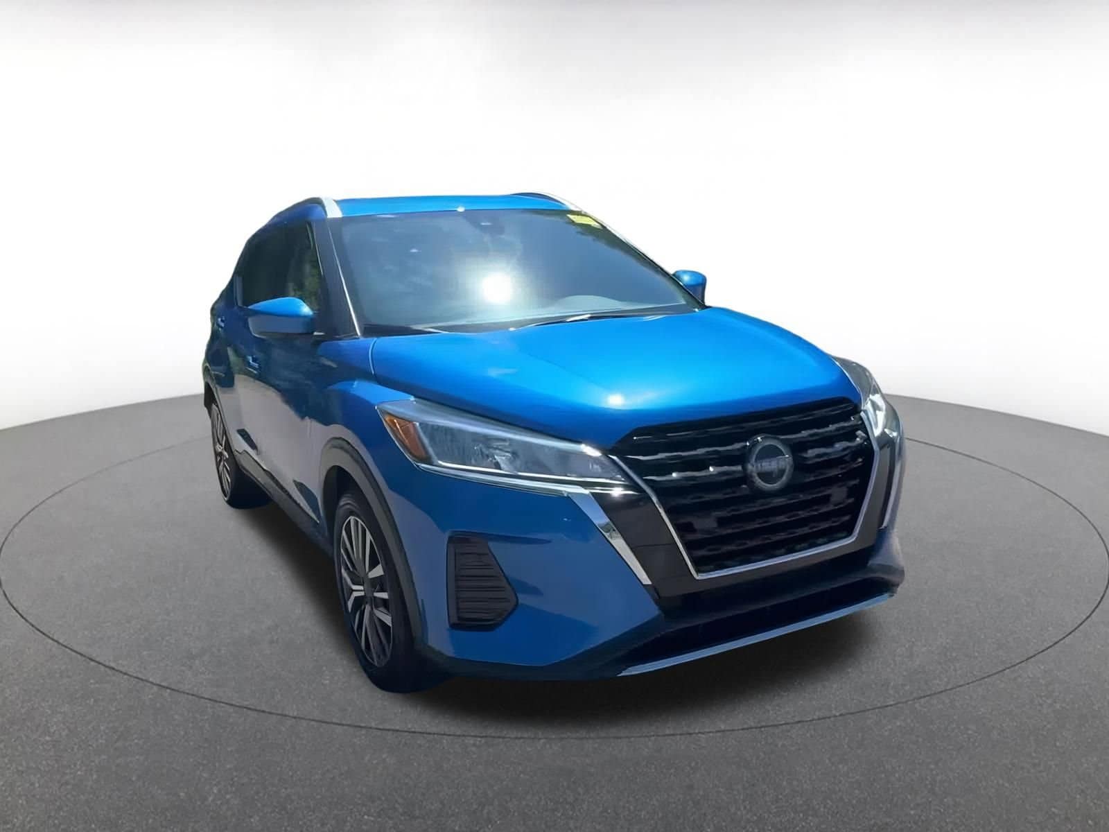 Thumbnail: 2024 Nissan Kicks - 3