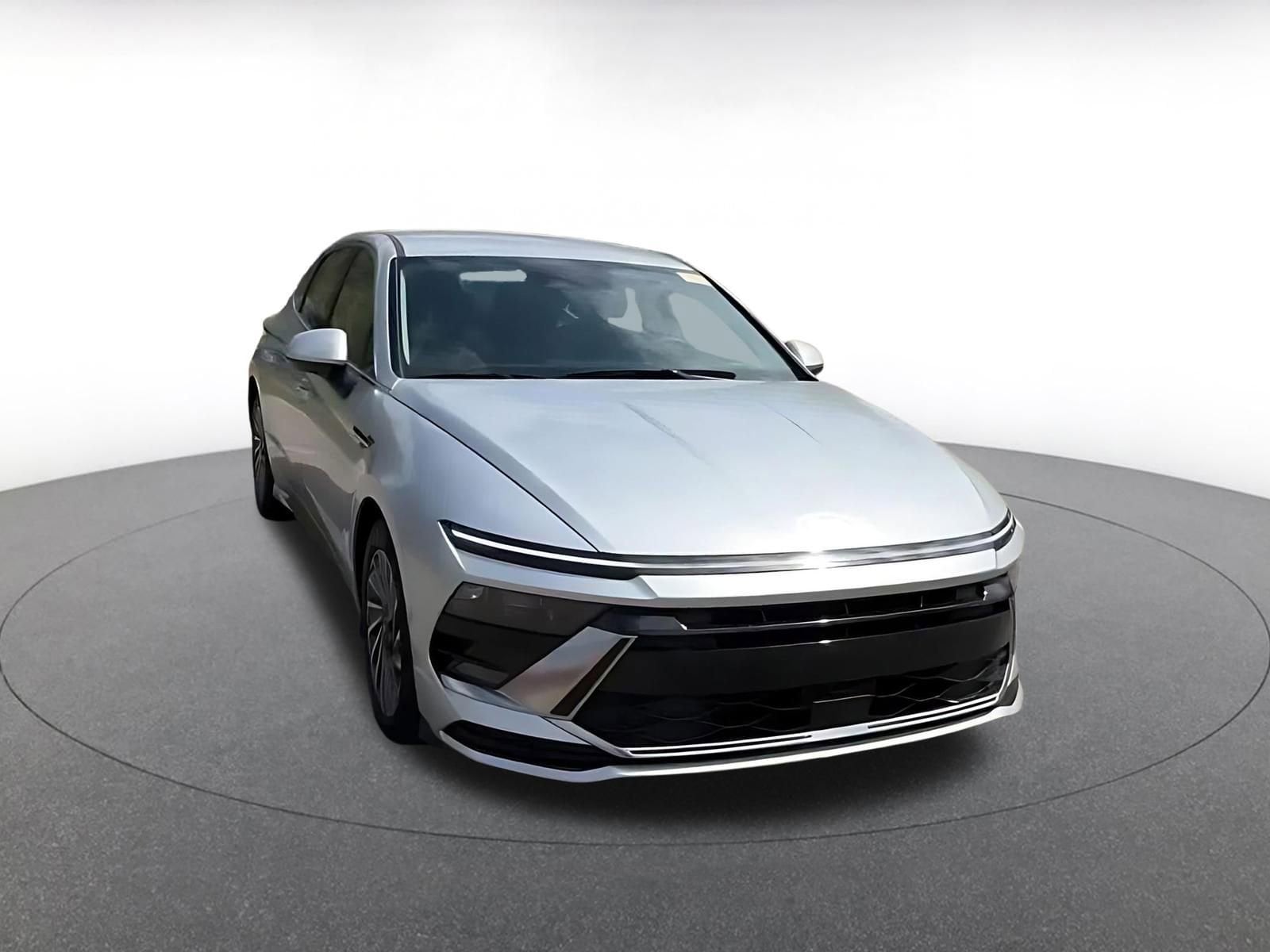Thumbnail: 2025 Hyundai Sonata - 3