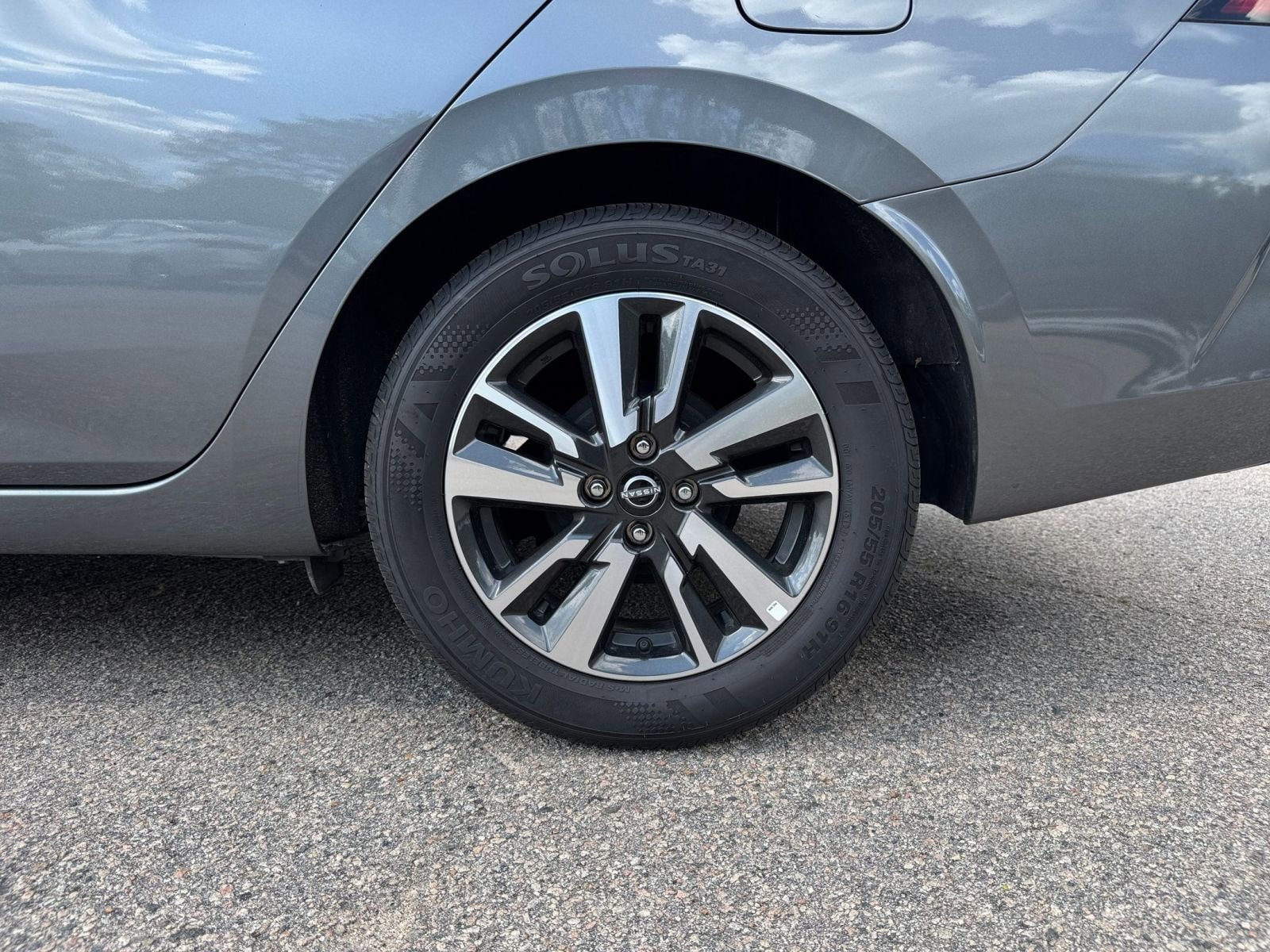 Thumbnail: 2025 Nissan Versa - 25