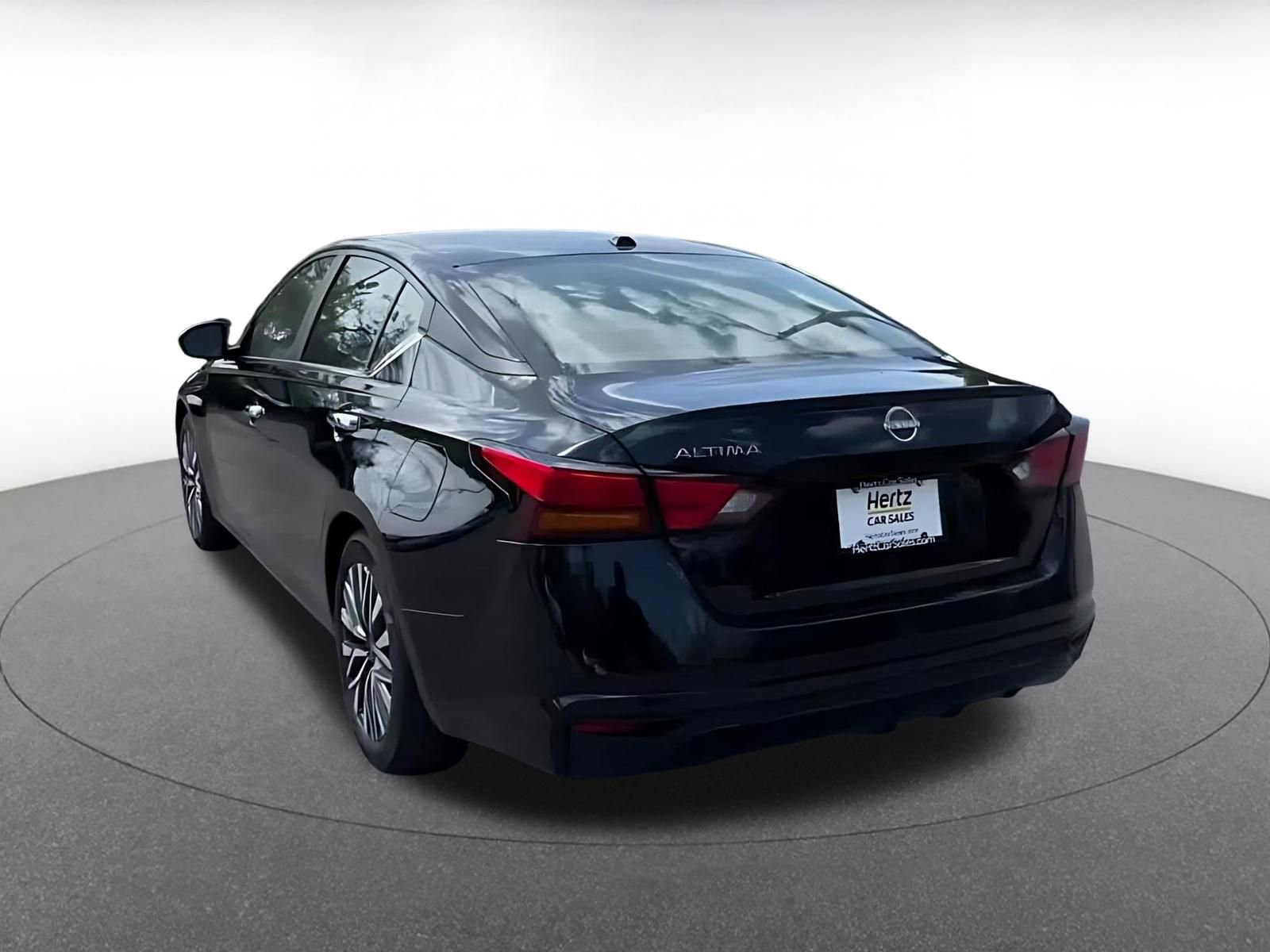 Thumbnail: 2025 Nissan Altima - 11