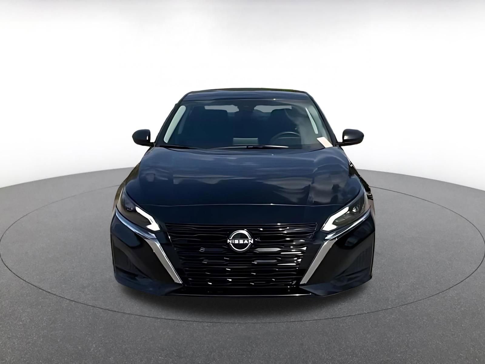 Thumbnail: 2025 Nissan Altima - 4