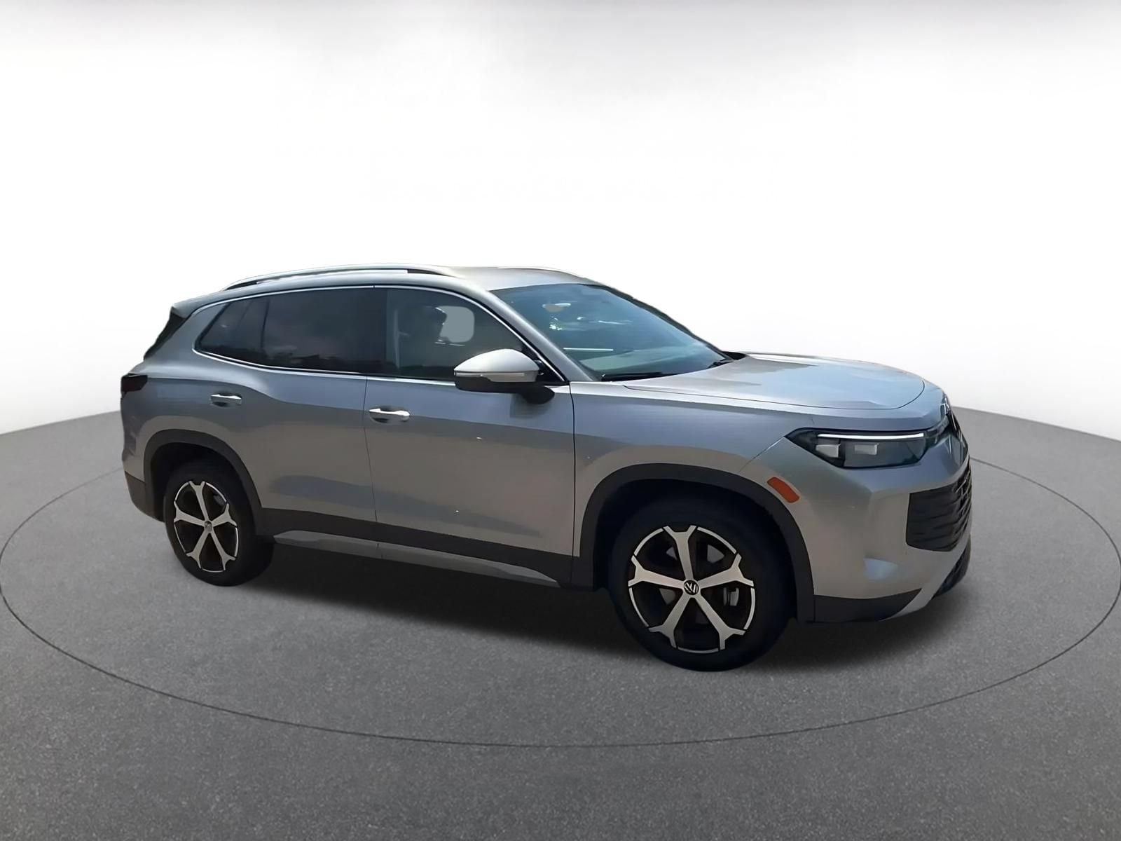 Thumbnail: 2026 Volkswagen Tiguan - 2
