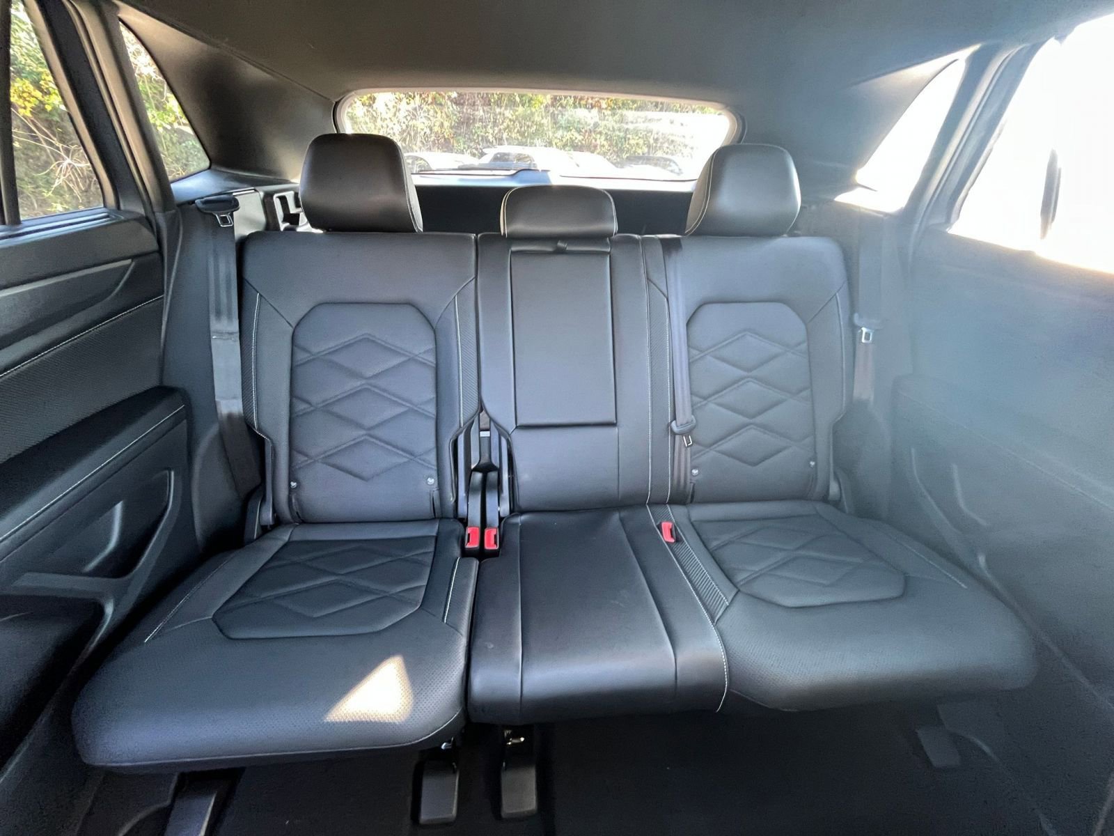 Thumbnail: 2025 Volkswagen Atlas - 33