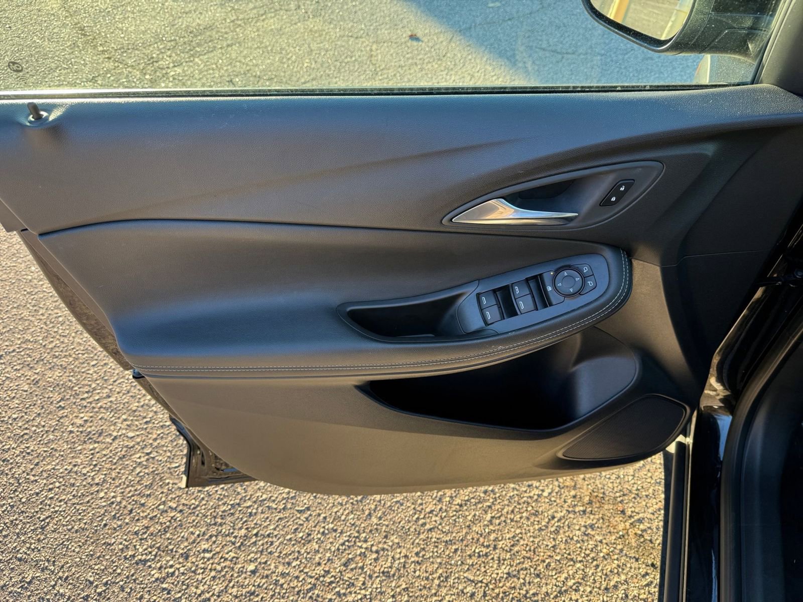 Thumbnail: 2025 Buick Encore GX - 18