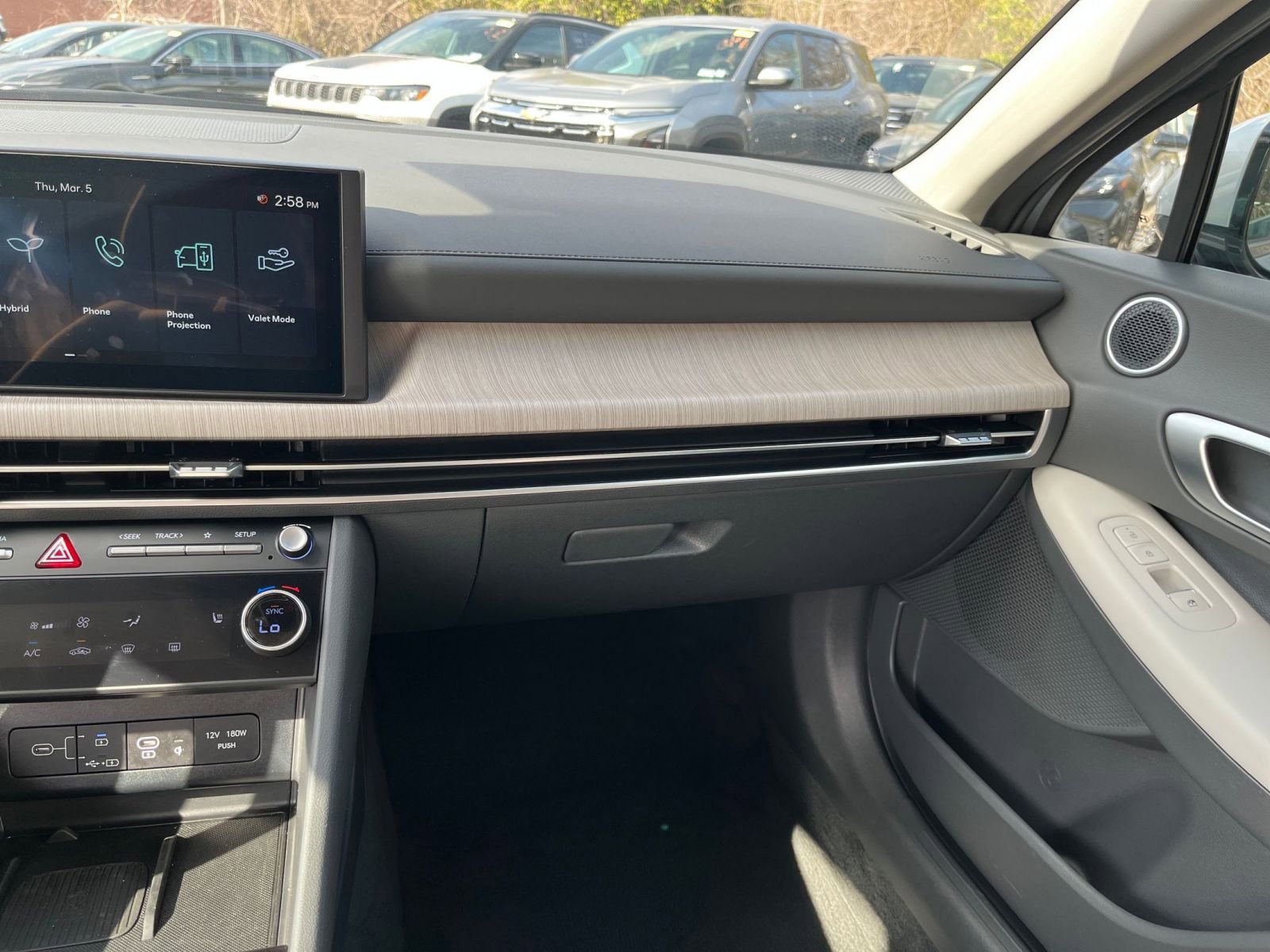 Thumbnail: 2025 Hyundai Sonata - 33