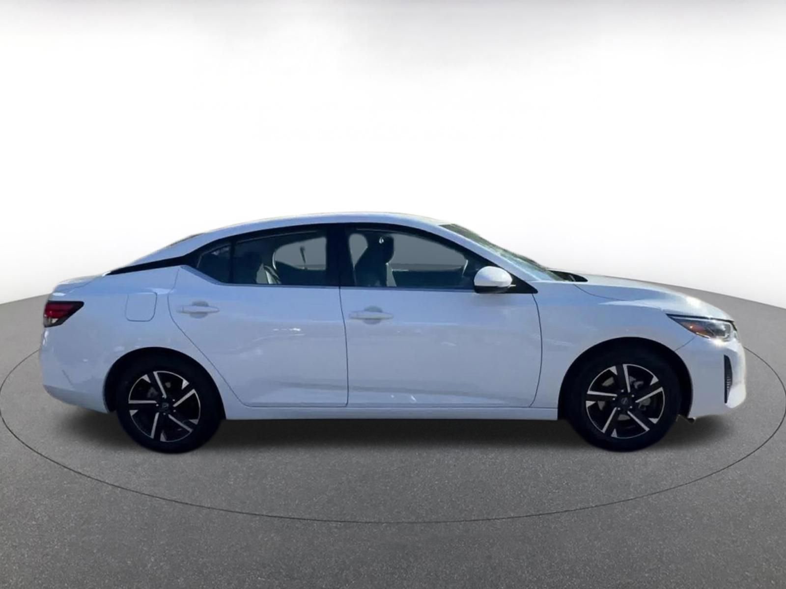 Thumbnail: 2025 Nissan Sentra - 16