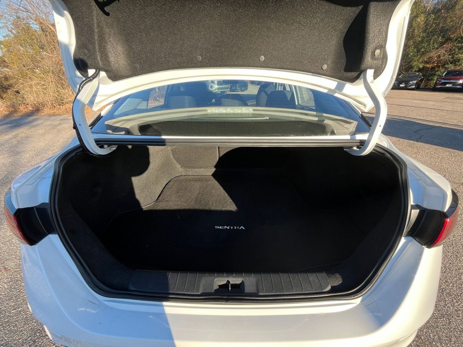 Thumbnail: 2025 Nissan Sentra - 25