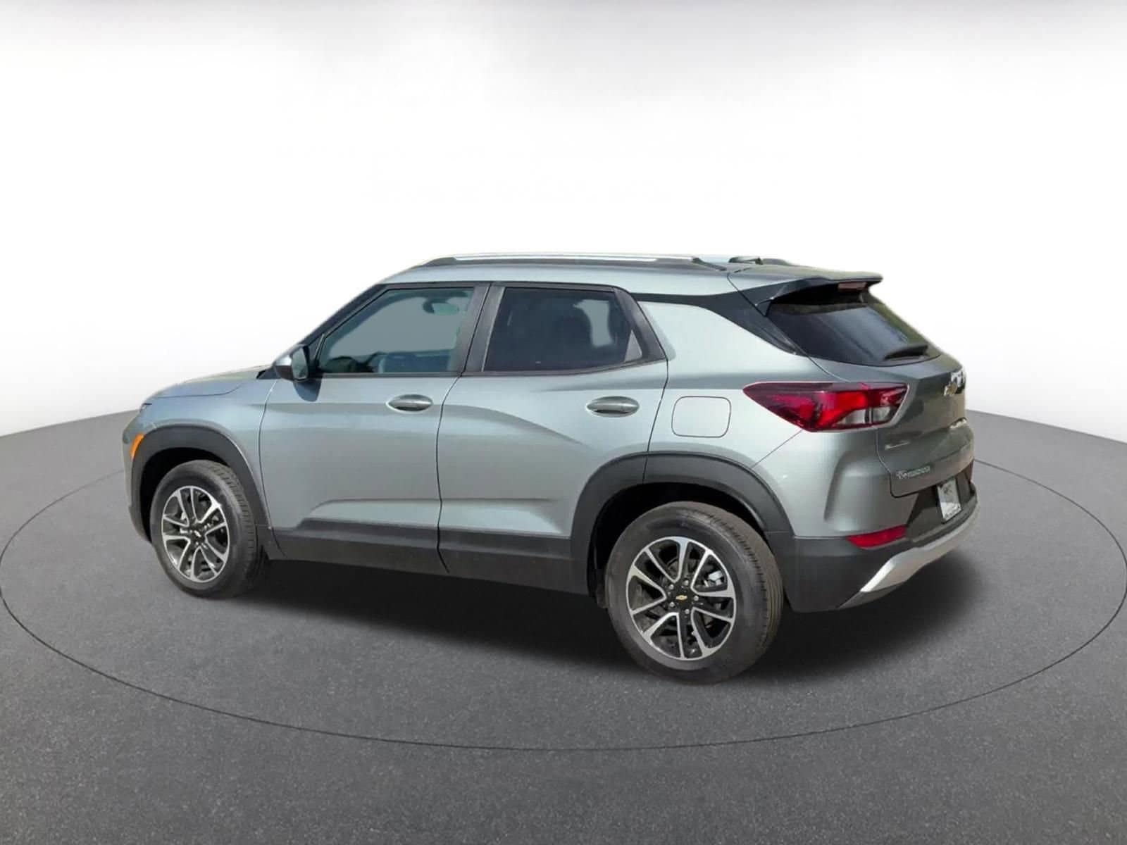 Thumbnail: 2025 Chevrolet TrailBlazer - 10