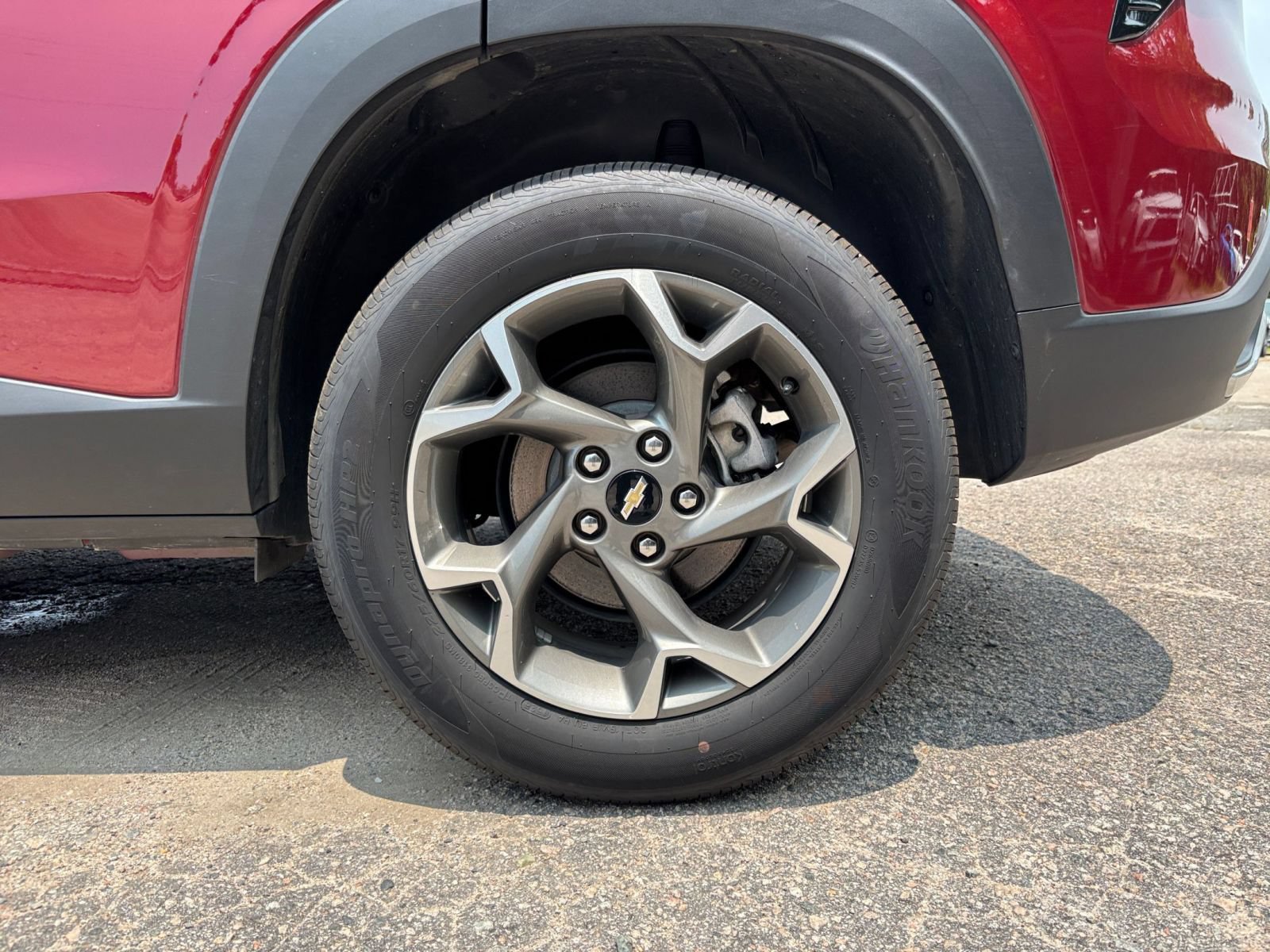 Thumbnail: 2025 Chevrolet Trax - 25