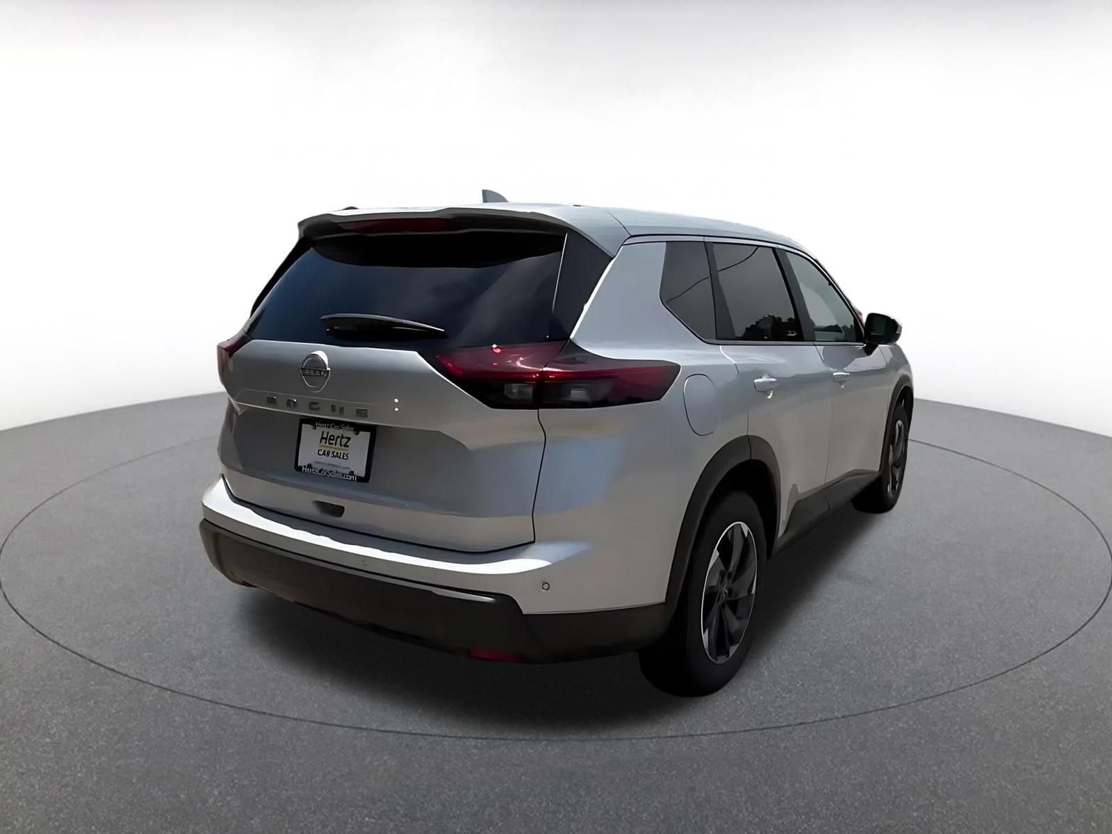 Thumbnail: 2025 Nissan Rogue - 15