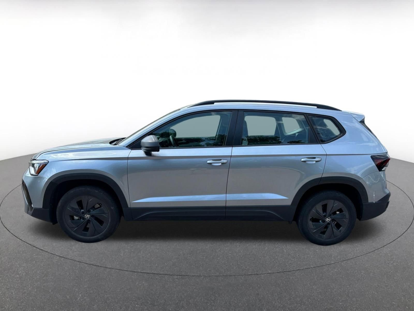 Thumbnail: 2025 Volkswagen Taos - 4