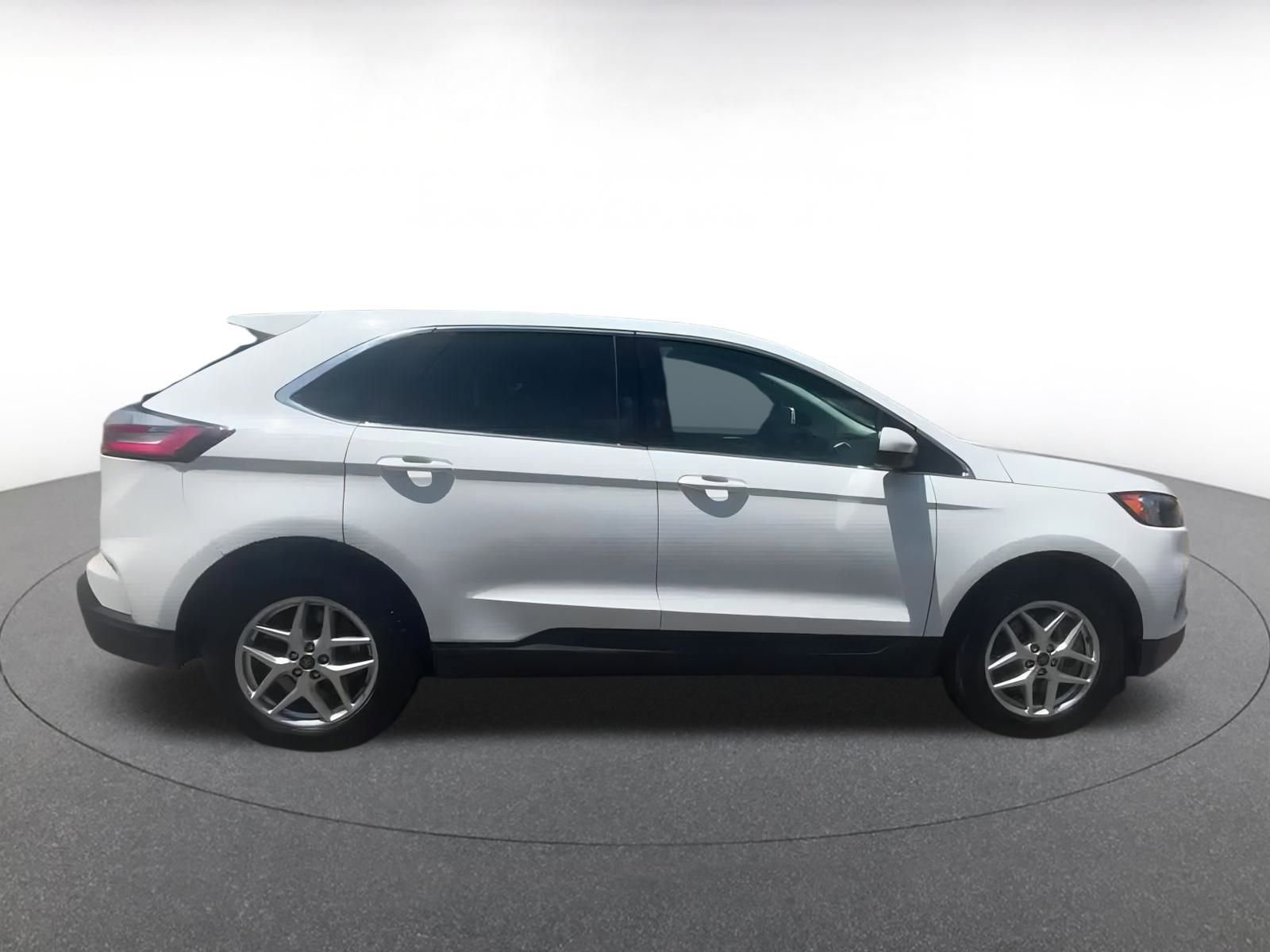 Thumbnail: 2024 Ford Edge - 15