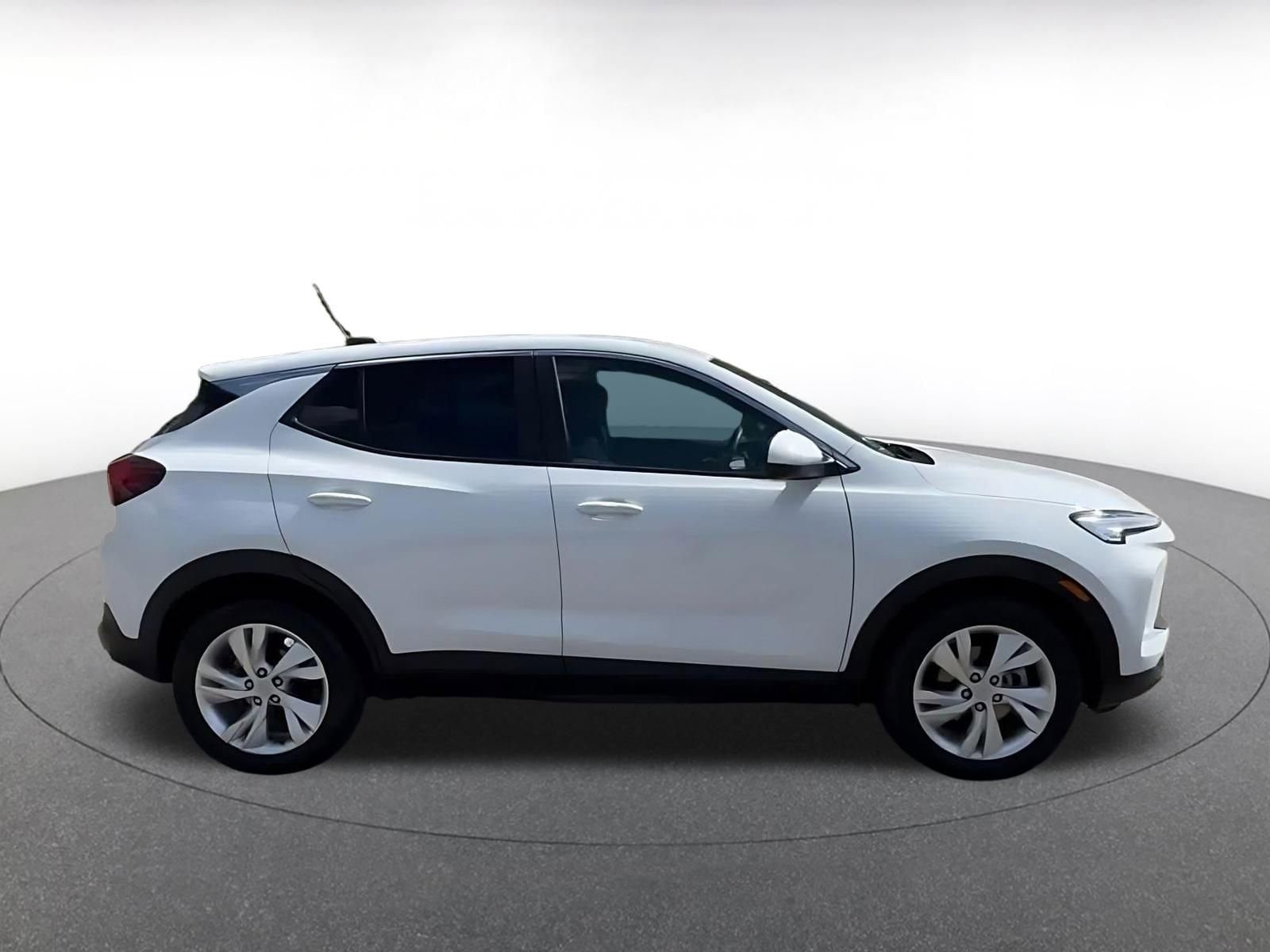 Thumbnail: 2025 Buick Encore GX - 16