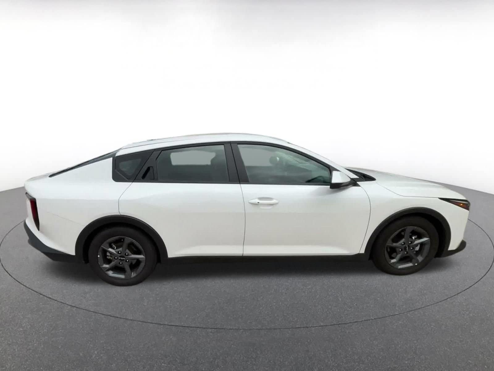 Thumbnail: 2026 Kia K4 - 15