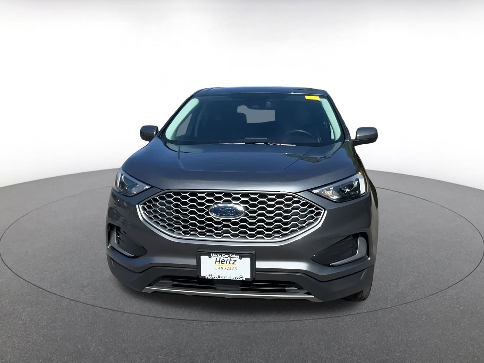 Thumbnail: 2024 Ford Edge - 4