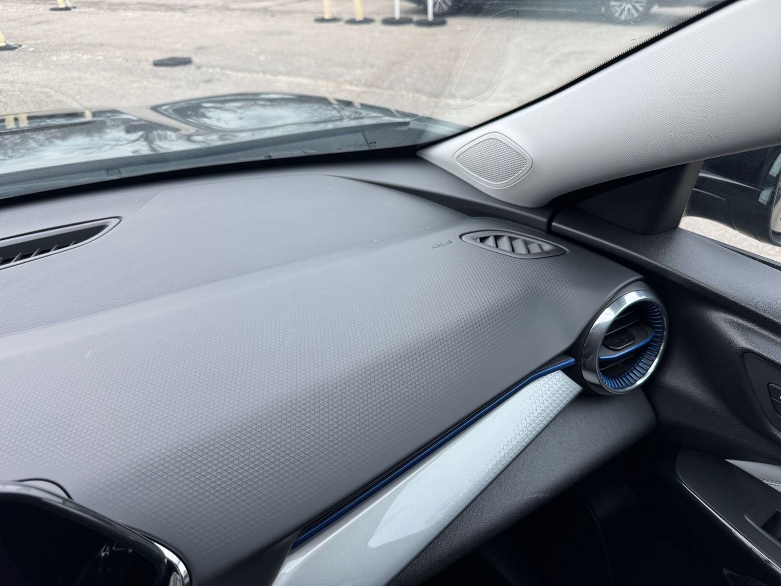 Thumbnail: 2025 Chevrolet Trax - 31