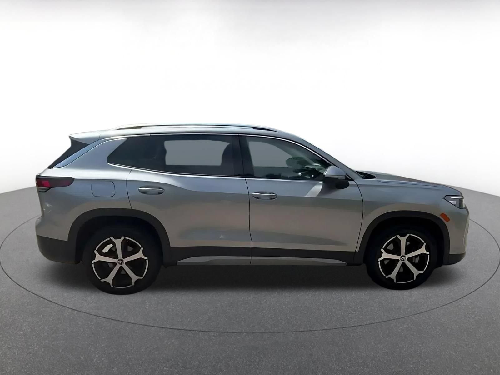 Thumbnail: 2026 Volkswagen Tiguan - 15