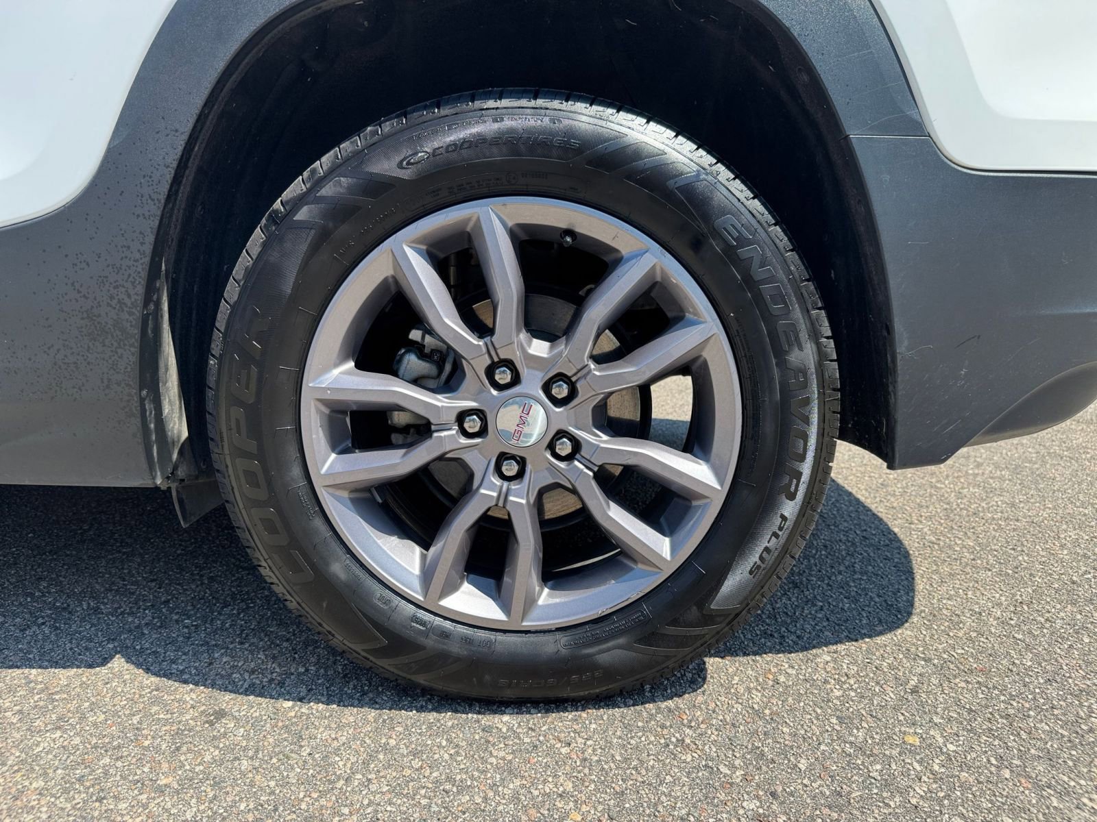 Thumbnail: 2023 GMC Terrain - 24