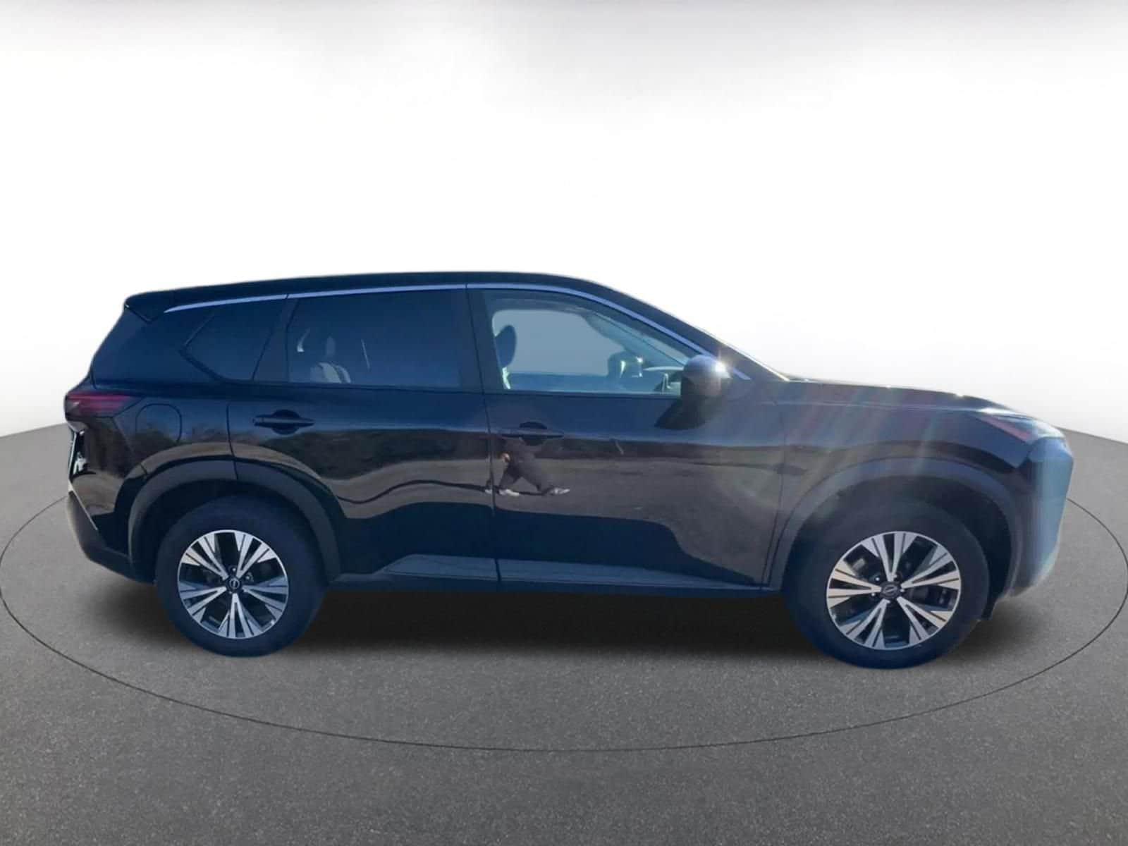 Thumbnail: 2023 Nissan Rogue - 16