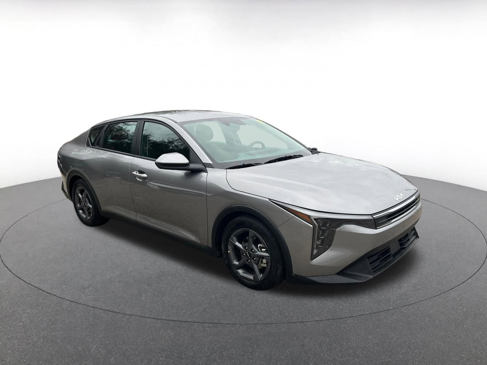 Thumbnail: 2025 Kia K4 - 1