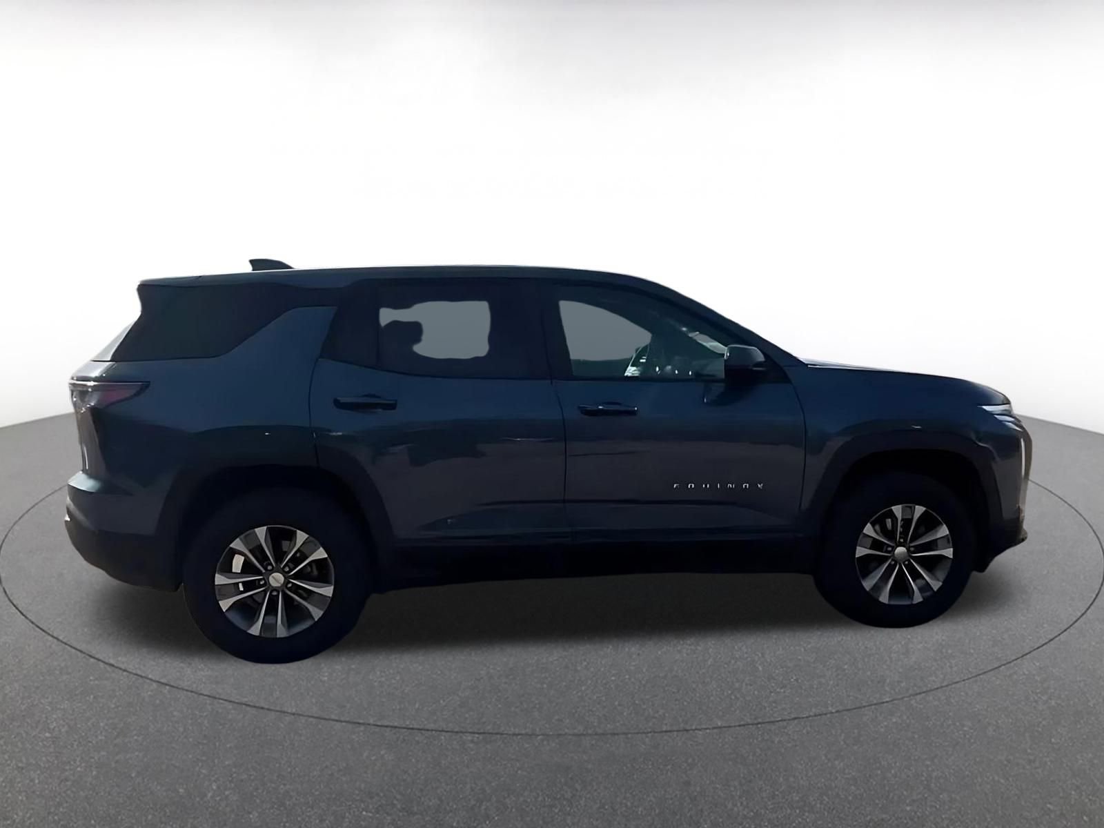 Thumbnail: 2025 Chevrolet Equinox - 16