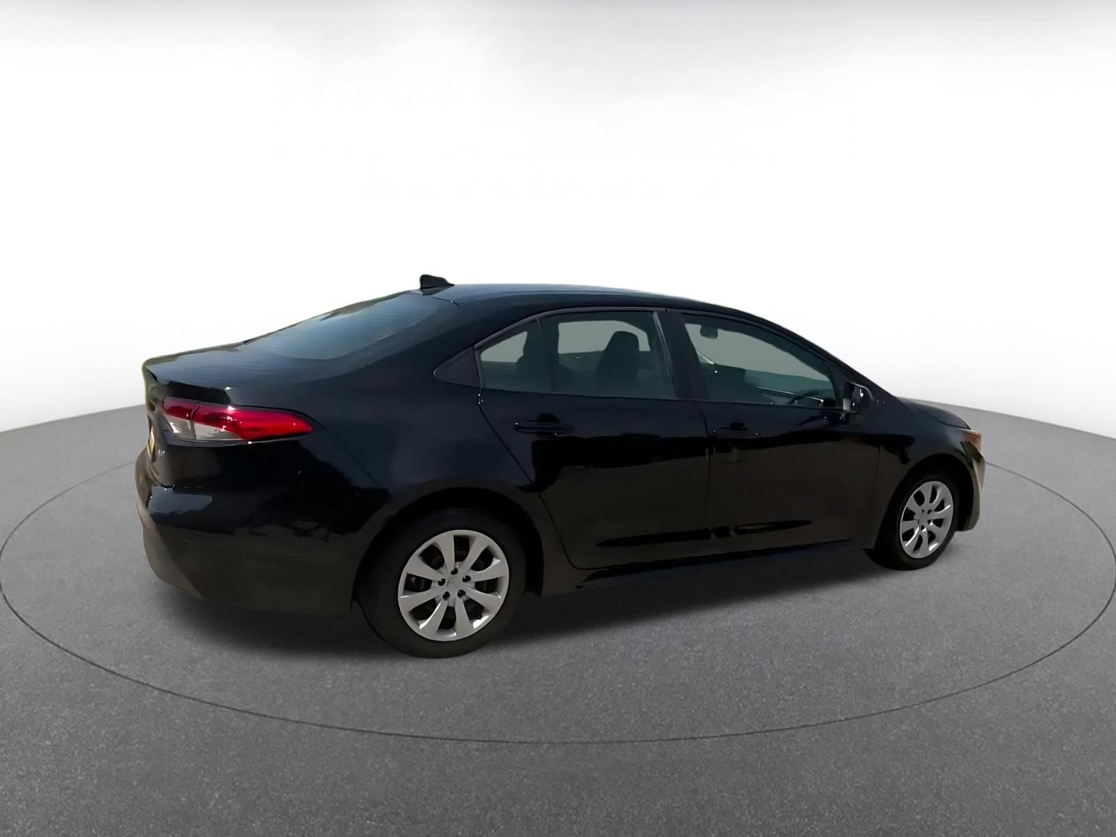 Thumbnail: 2025 Toyota Corolla - 14