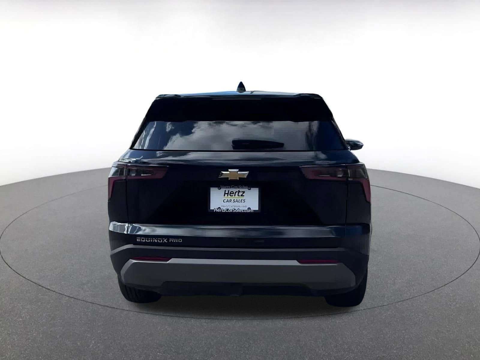 Thumbnail: 2025 Chevrolet Equinox - 12