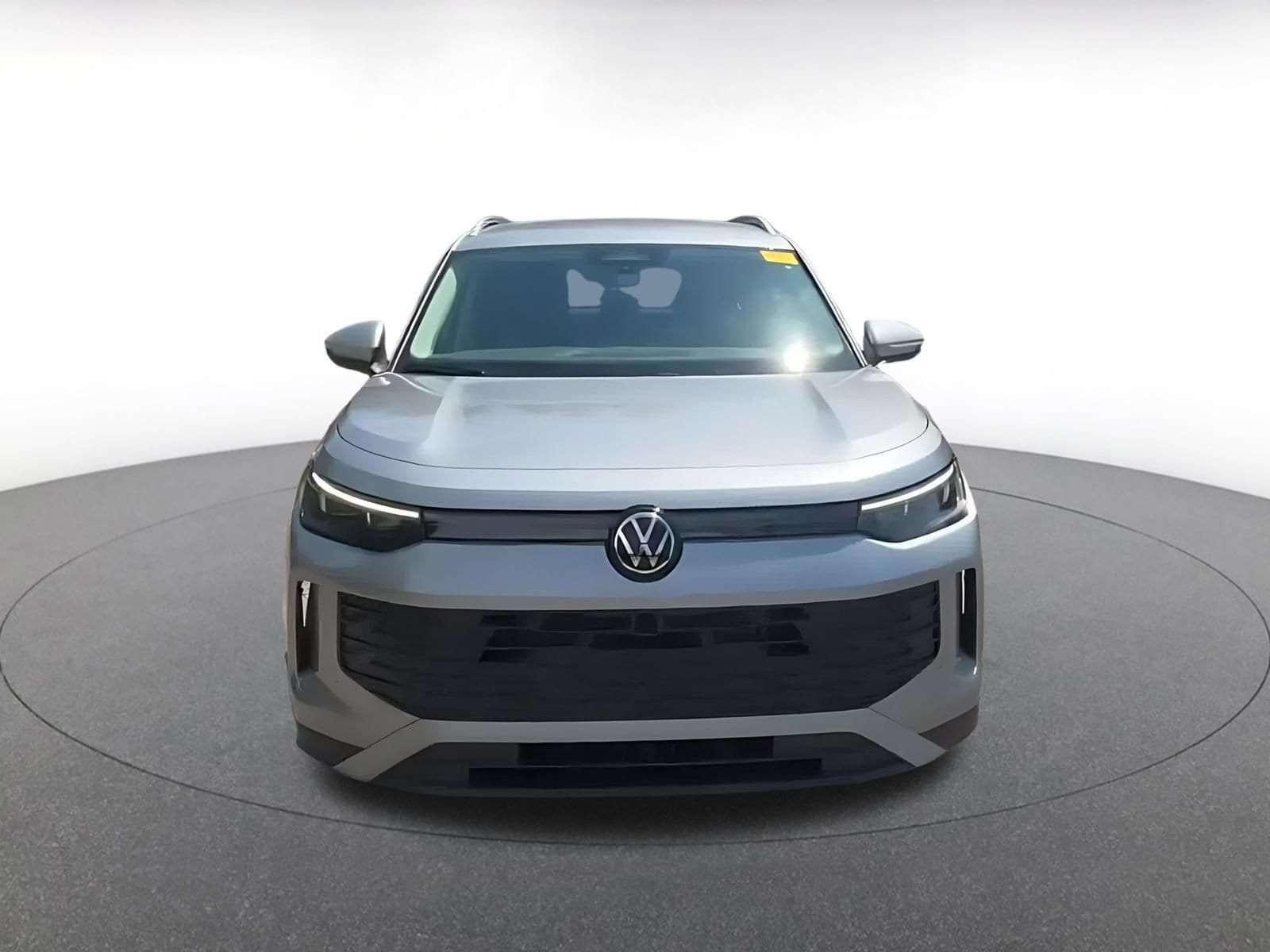 Thumbnail: 2026 Volkswagen Tiguan - 4