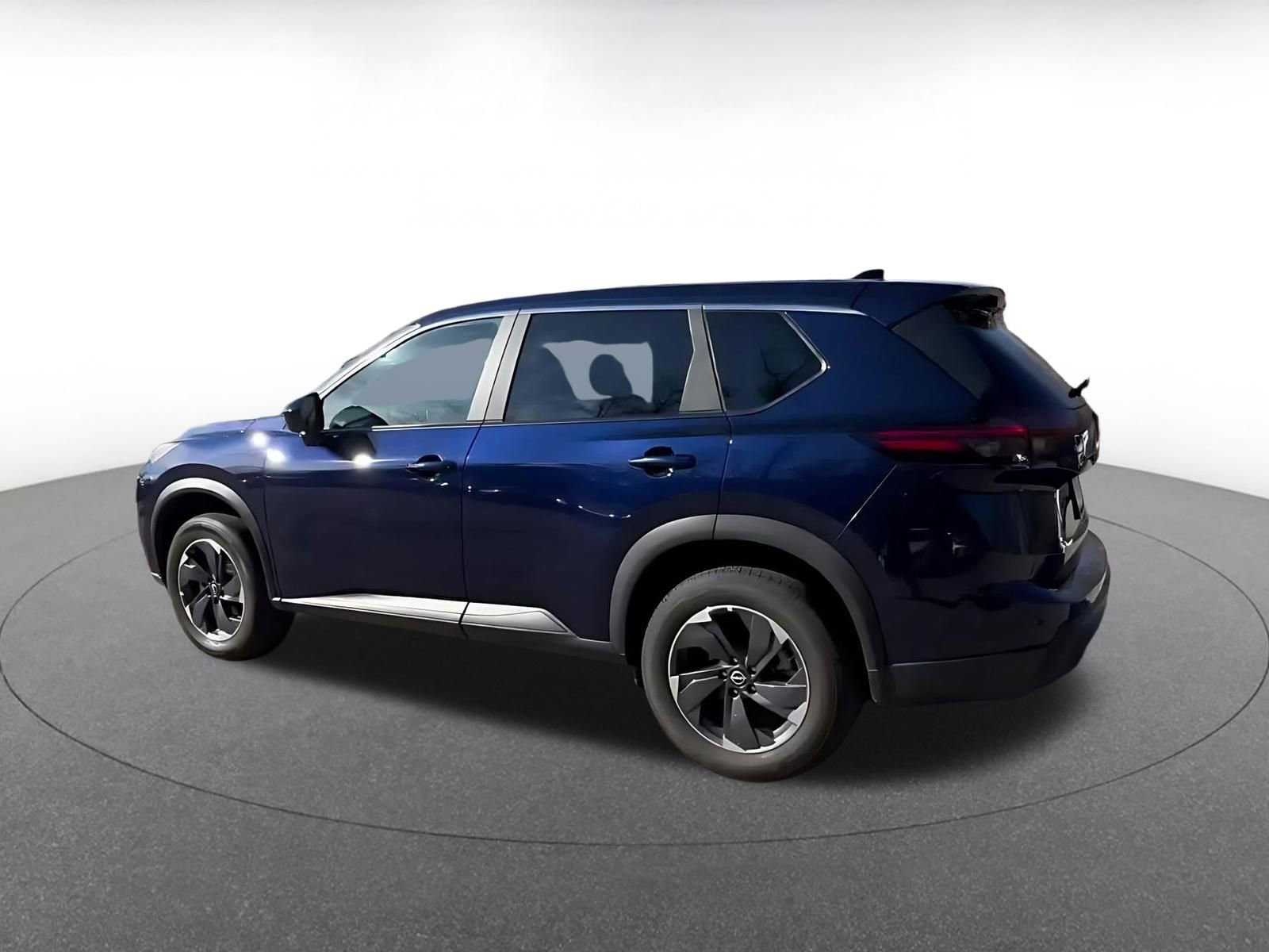 Thumbnail: 2025 Nissan Rogue - 10