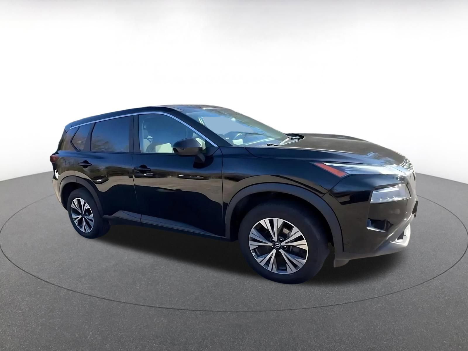 Thumbnail: 2023 Nissan Rogue - 2