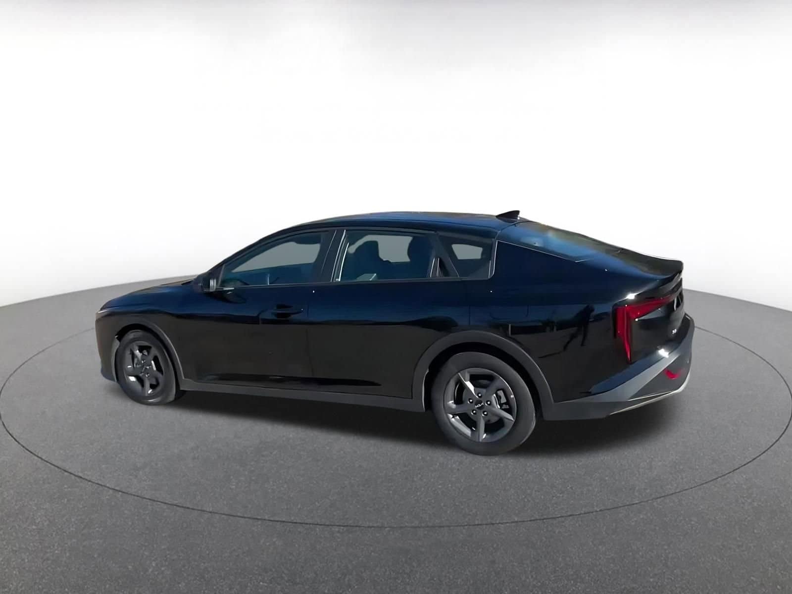 Thumbnail: 2025 Kia K4 - 10