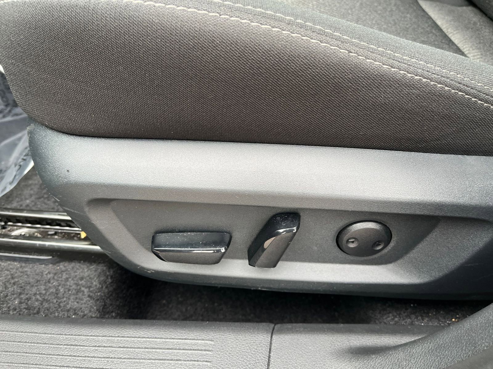 Thumbnail: 2025 Nissan Rogue - 21