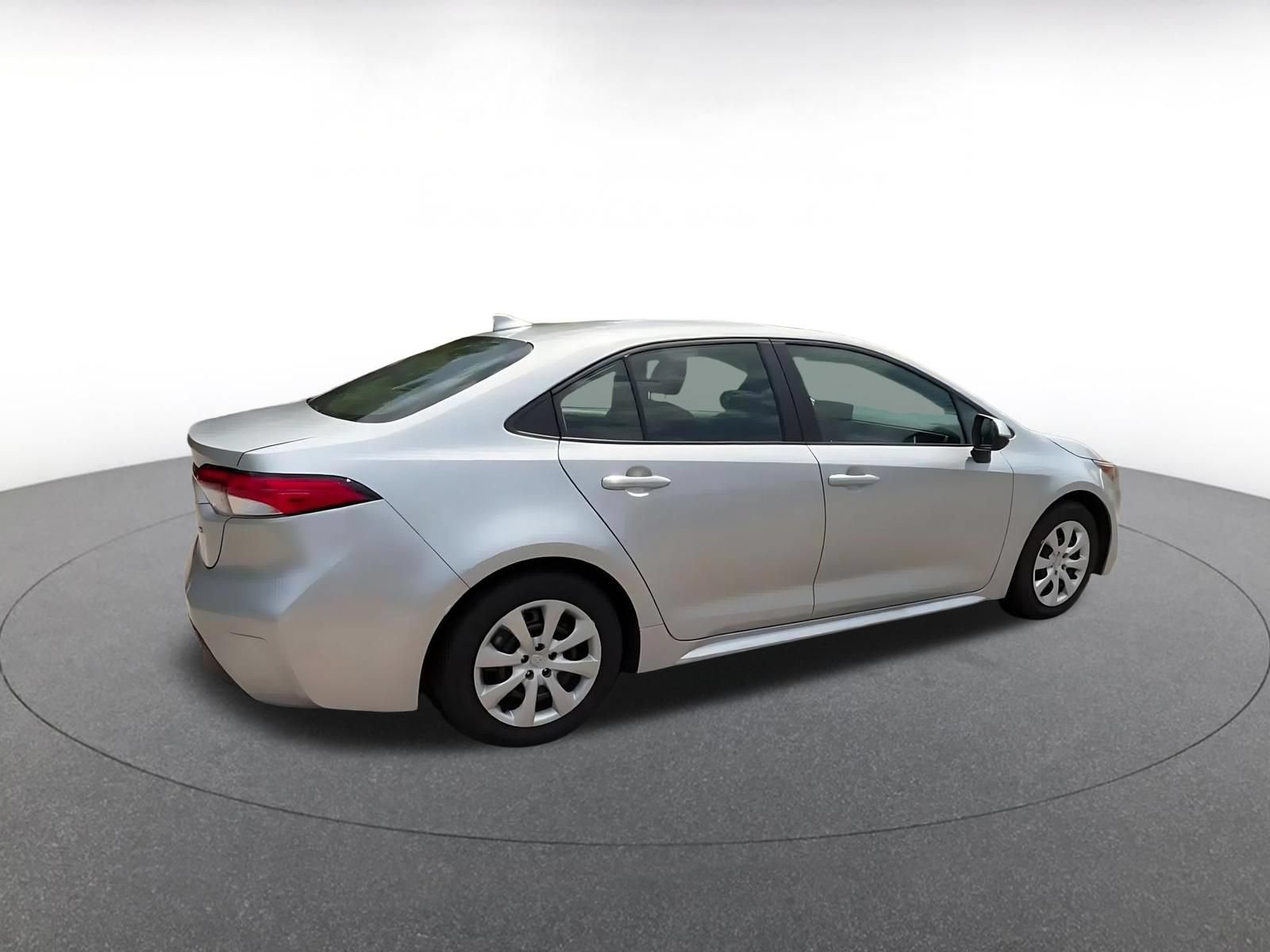 Thumbnail: 2025 Toyota Corolla - 15