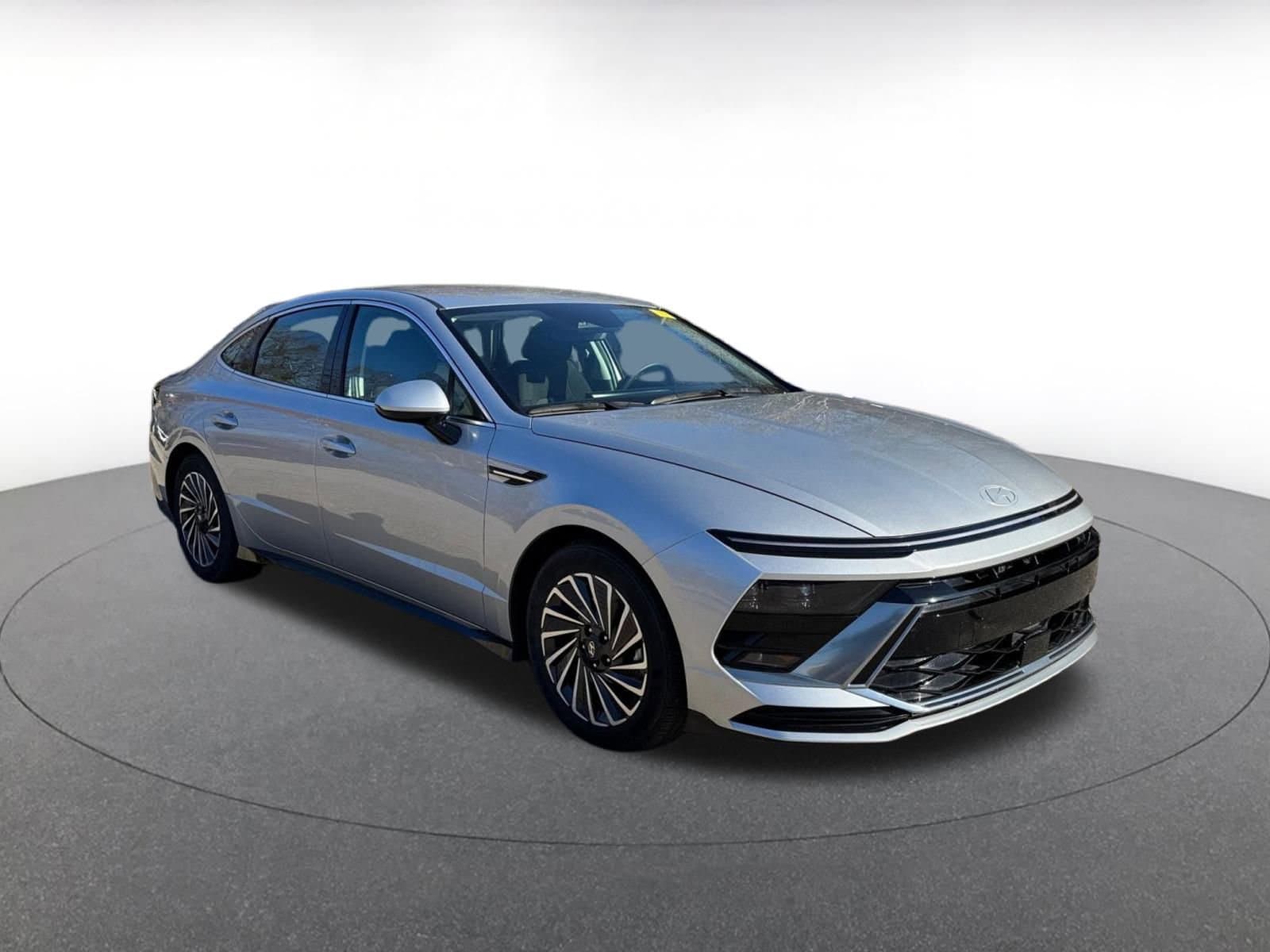 Thumbnail: 2025 Hyundai Sonata - 1