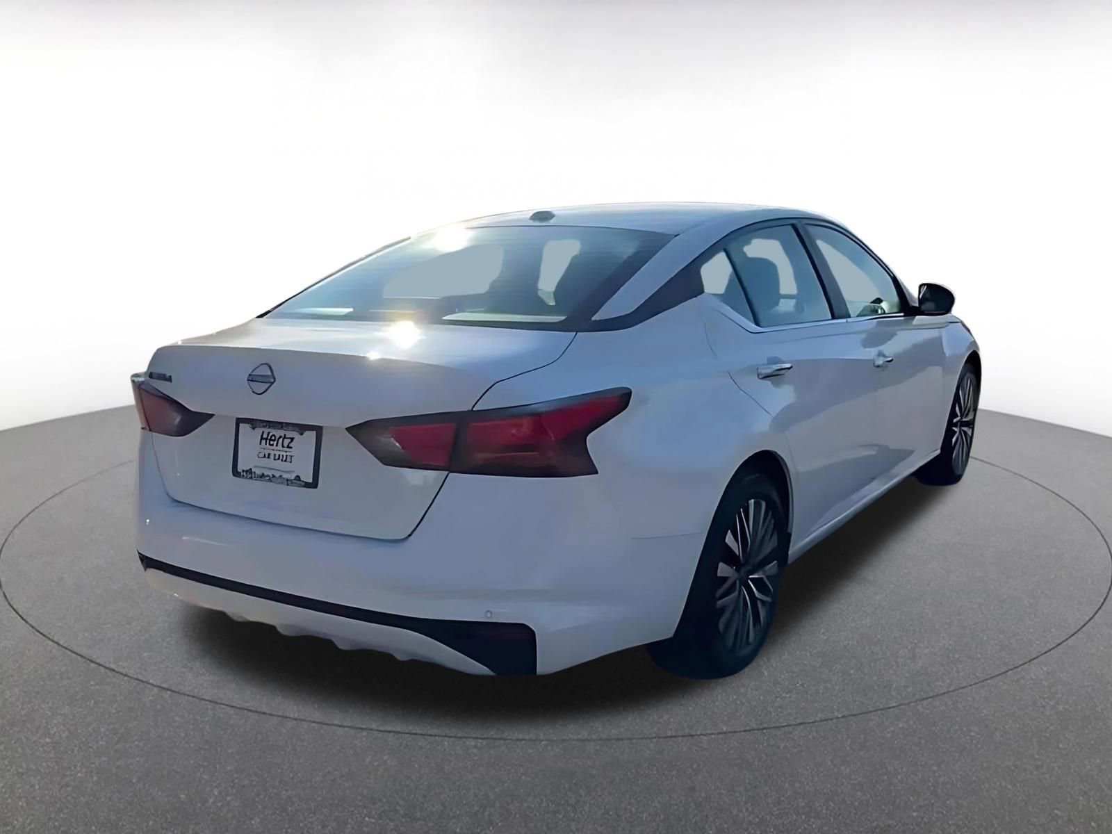 Thumbnail: 2025 Nissan Altima - 14