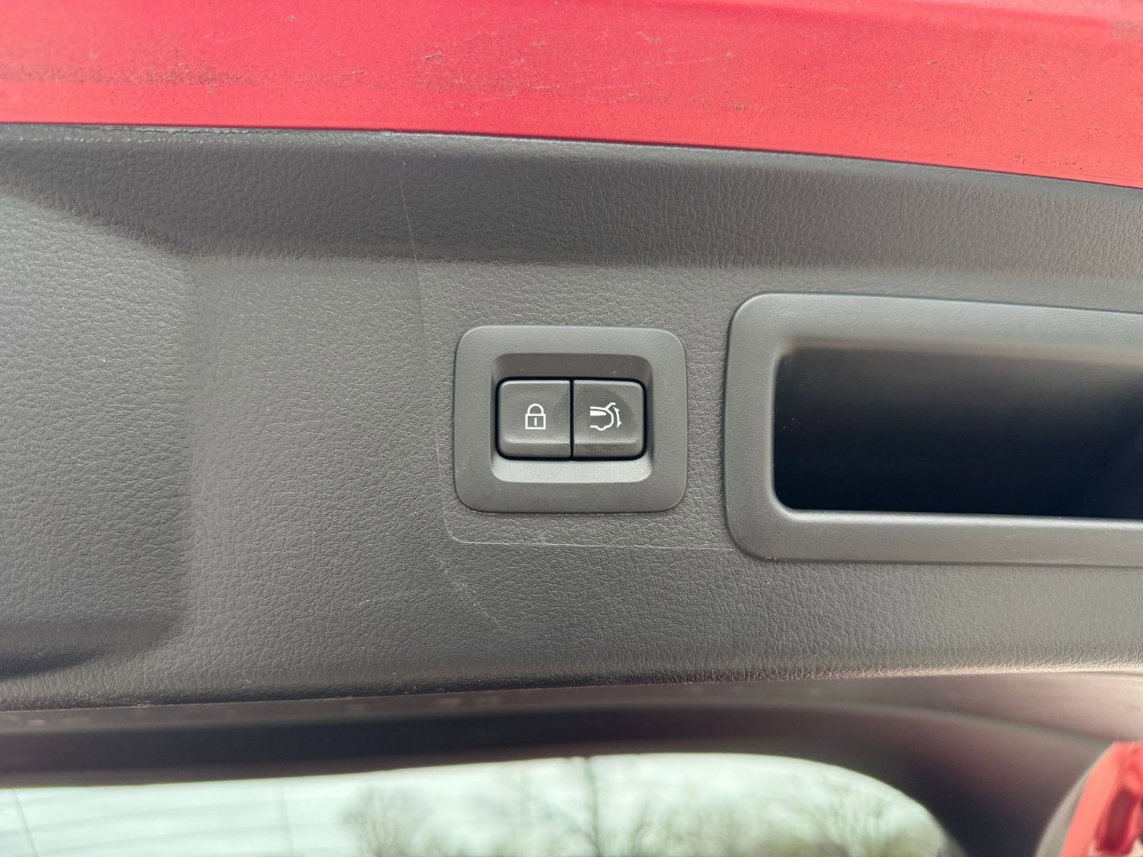 Thumbnail: 2025 Mazda CX-50 - 21