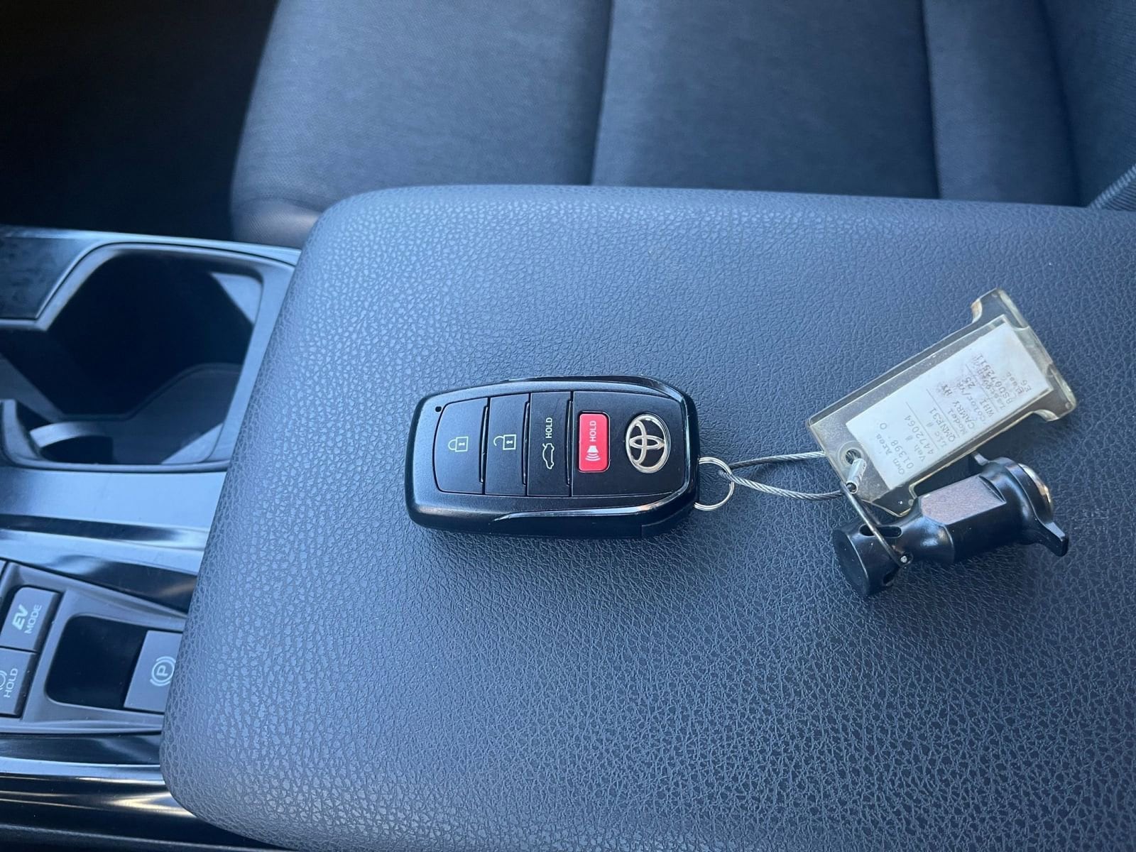 Thumbnail: 2025 Toyota Camry - 20