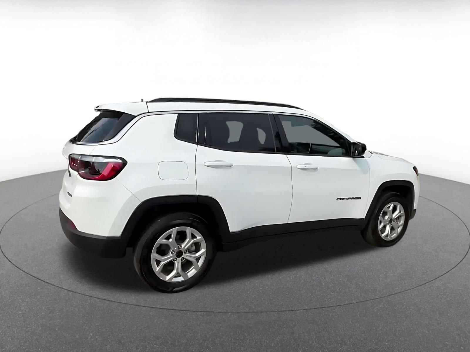 Thumbnail: 2025 Jeep Compass - 15