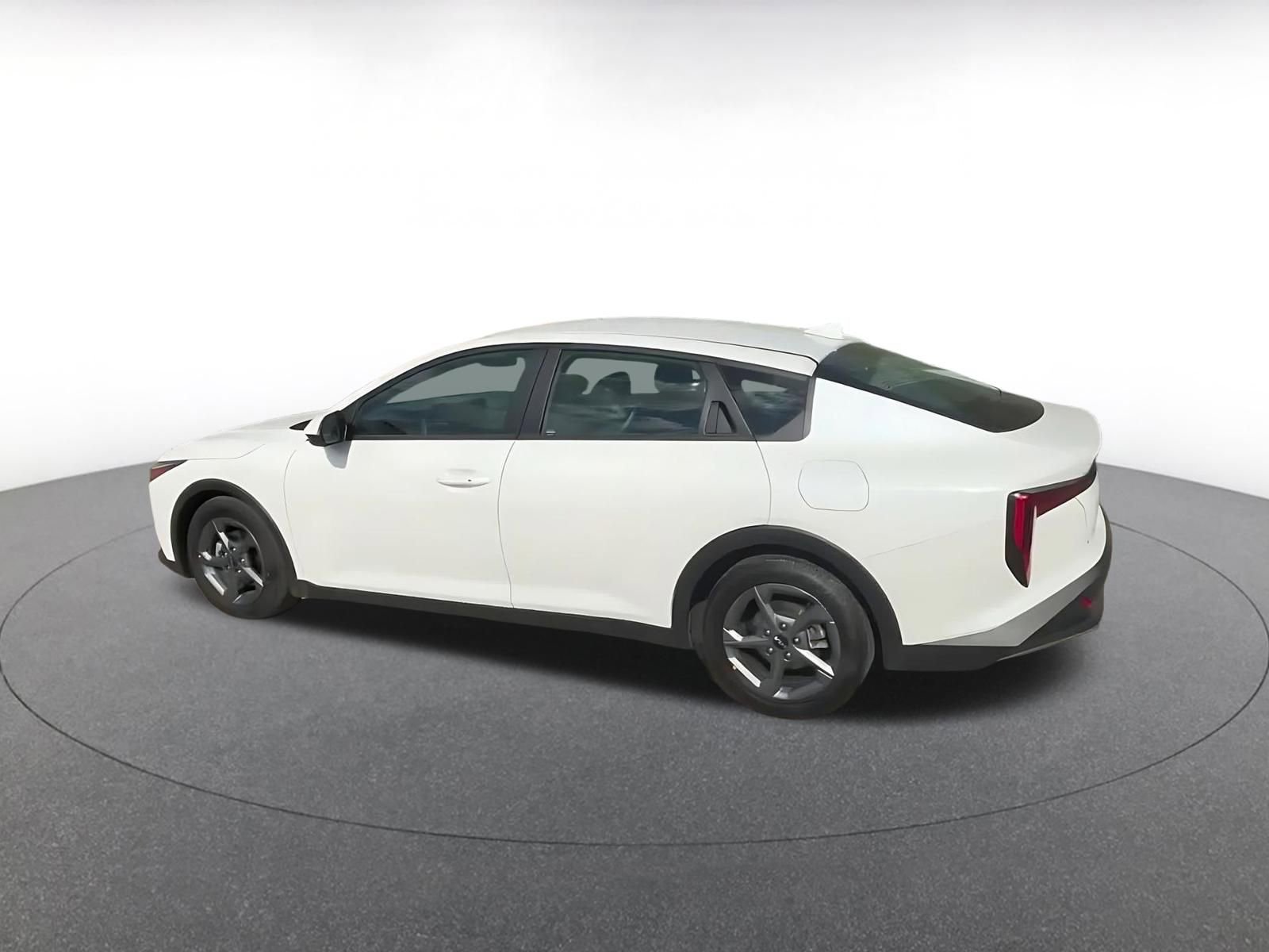 Thumbnail: 2025 Kia K4 - 10