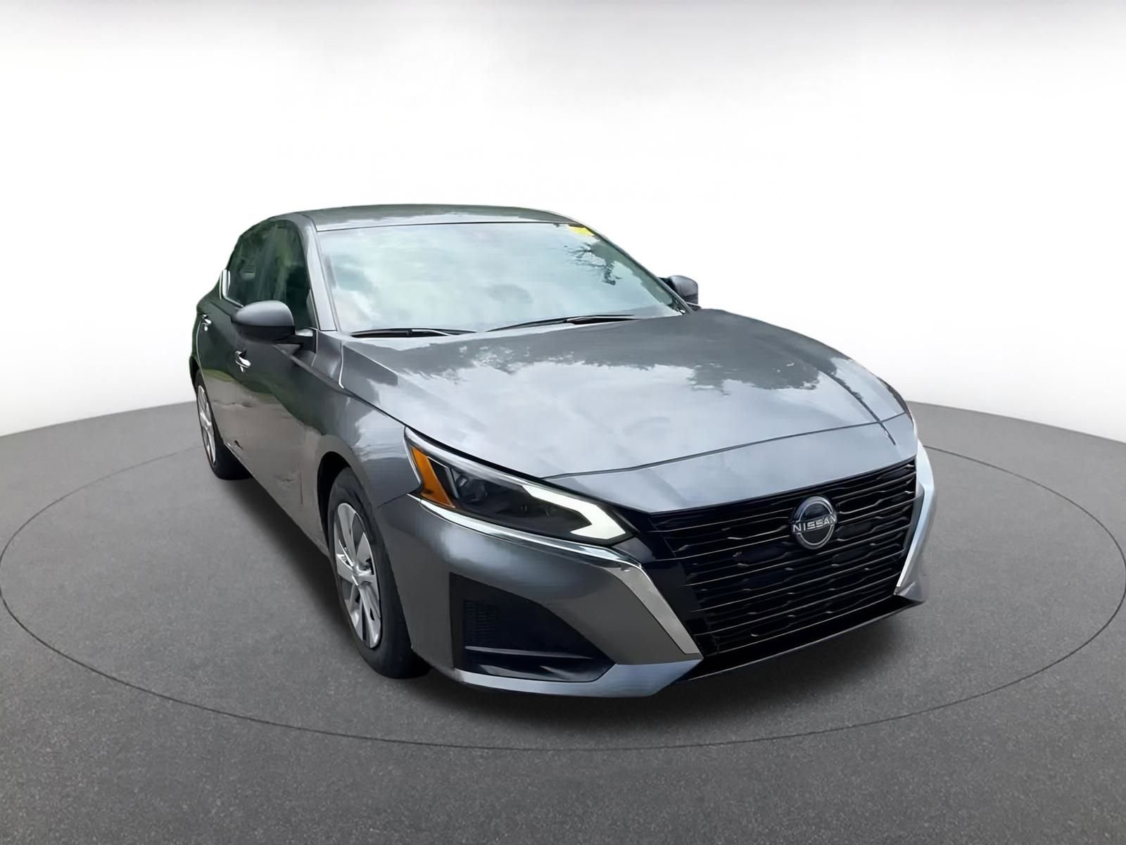 Thumbnail: 2024 Nissan Altima - 3