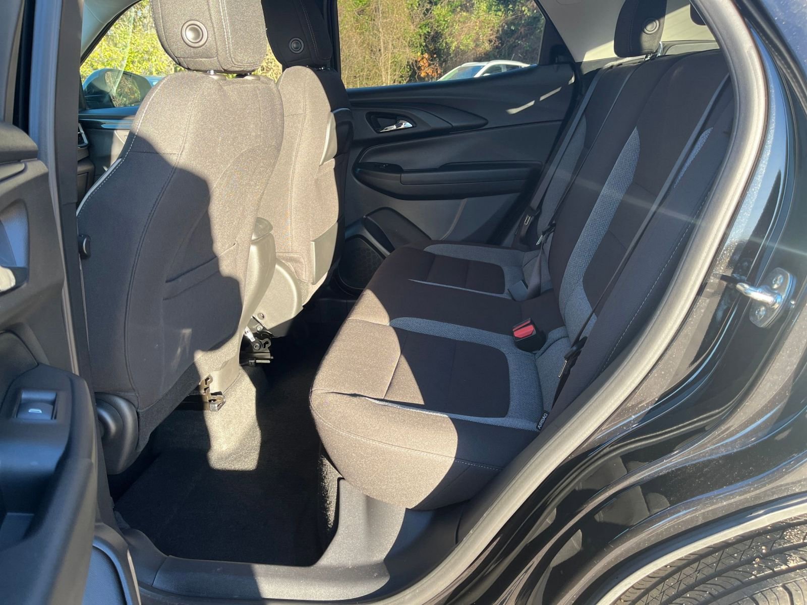 Thumbnail: 2025 Chevrolet TrailBlazer - 21