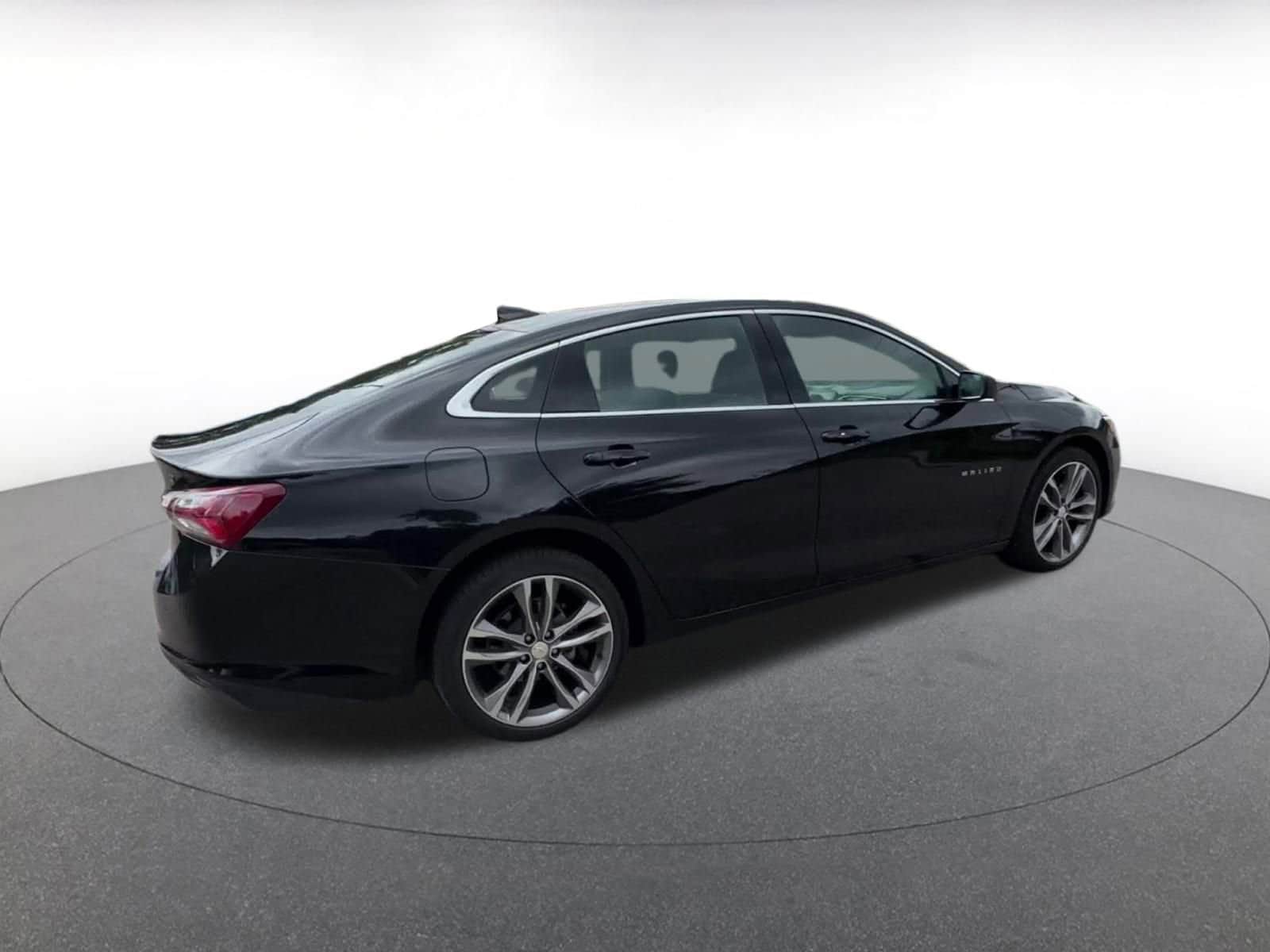 Thumbnail: 2024 Chevrolet Malibu - 15